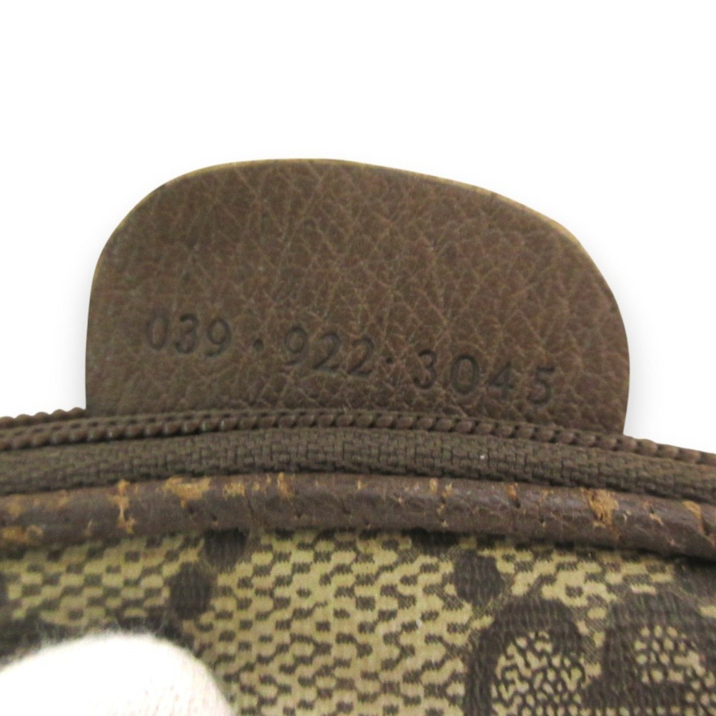 Gucci Beige Coin Purse/Coin Case