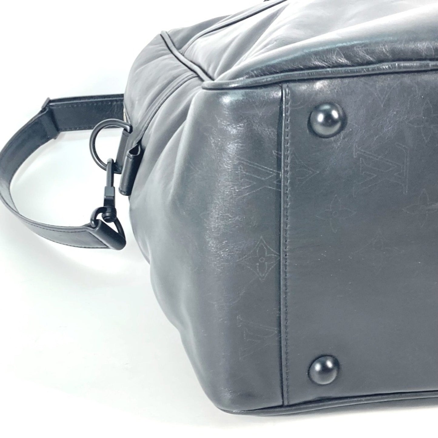 Louis Vuitton Black Leather Shoulder Bag