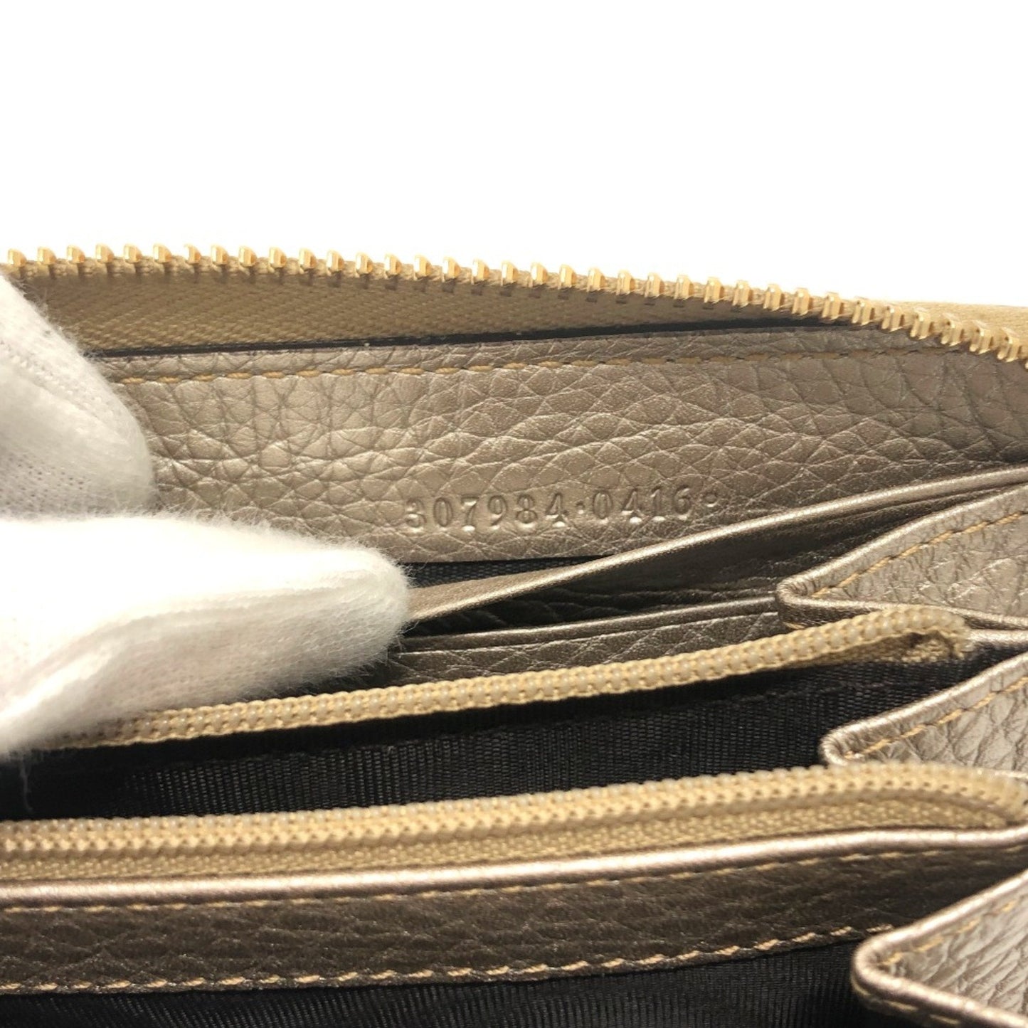 Gucci Gold Leather Long Wallet (Bi-Fold)