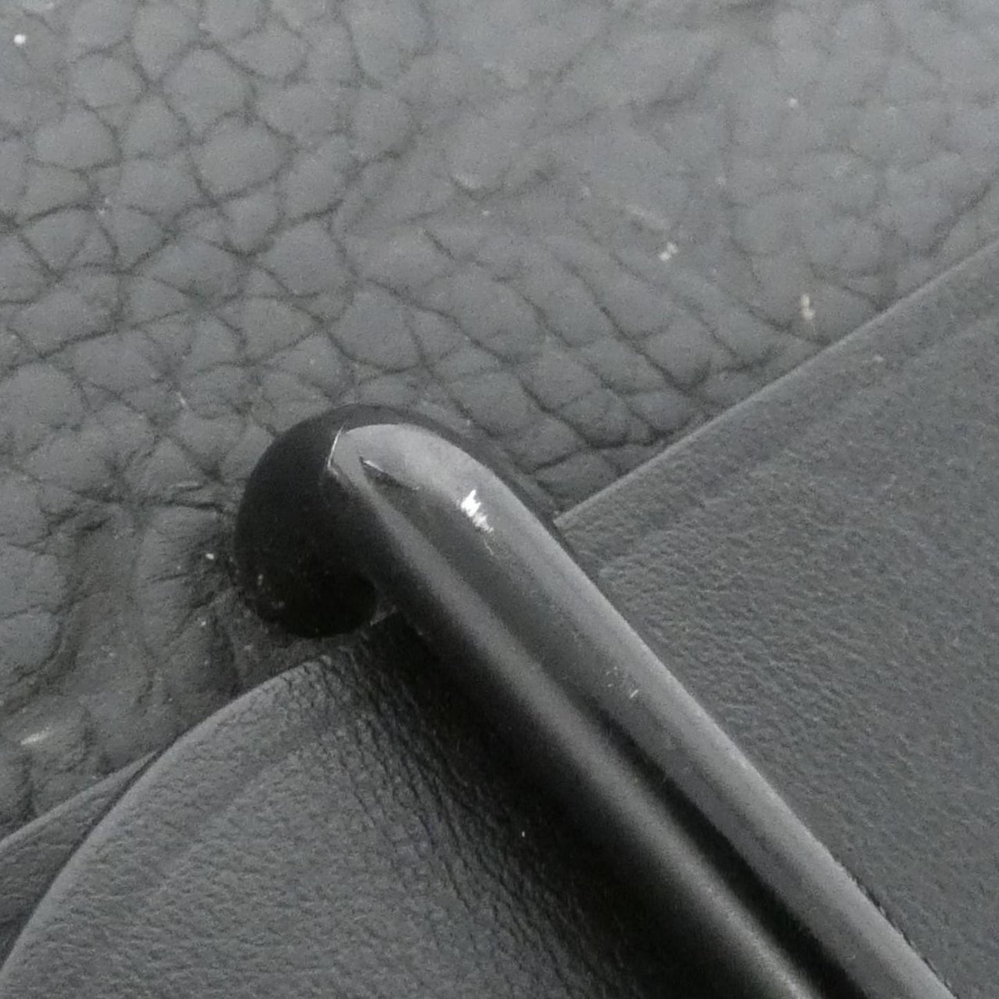 Louis Vuitton Black Leather Shoulder Bag