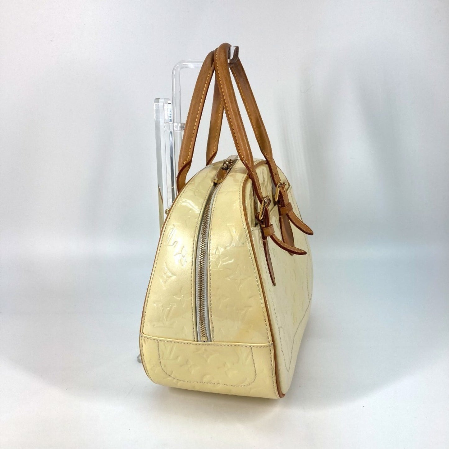 Louis Vuitton Pearl White Monogram Vernis Handbag Shoulder Bag