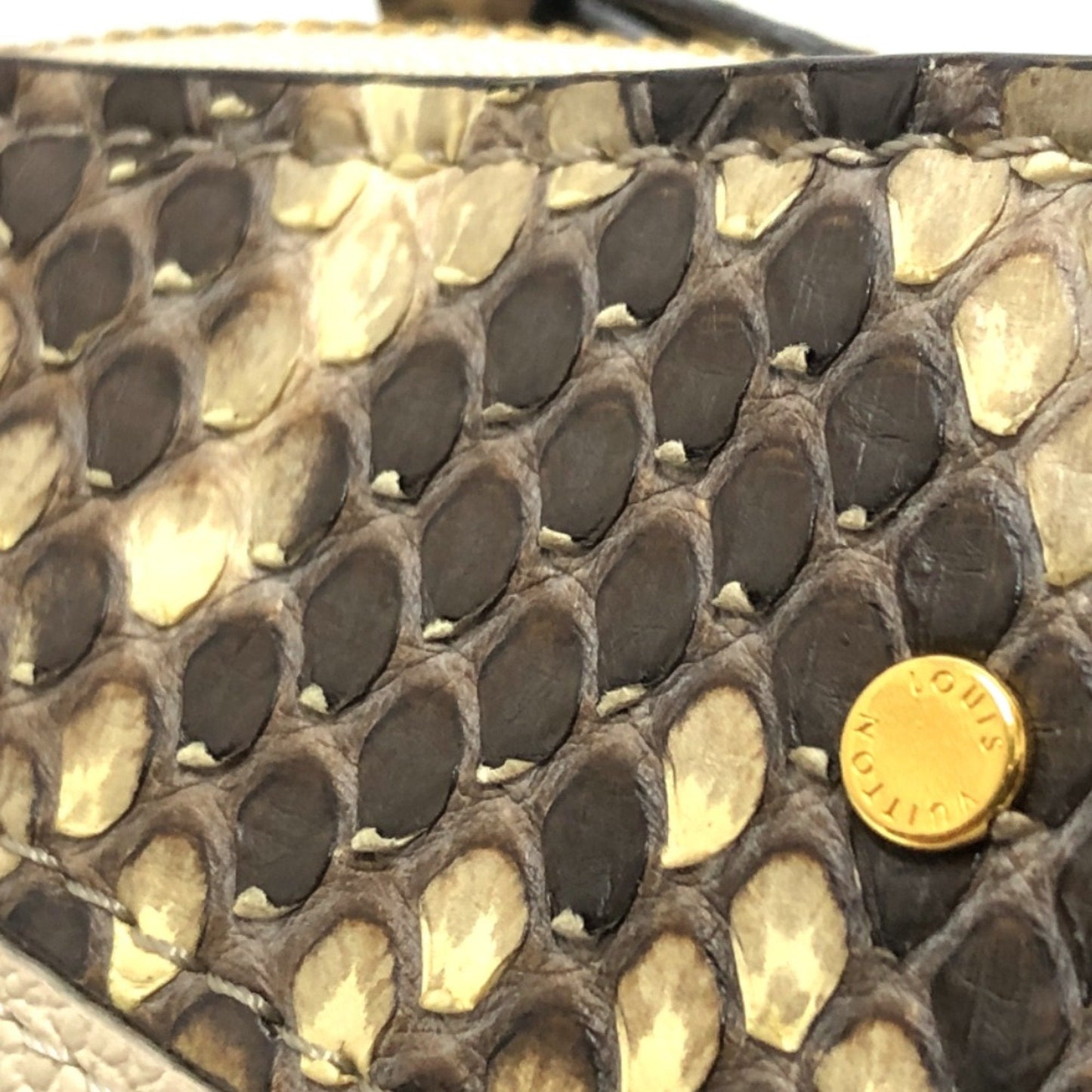Louis Vuitton Beige Leather Shoulder Bag