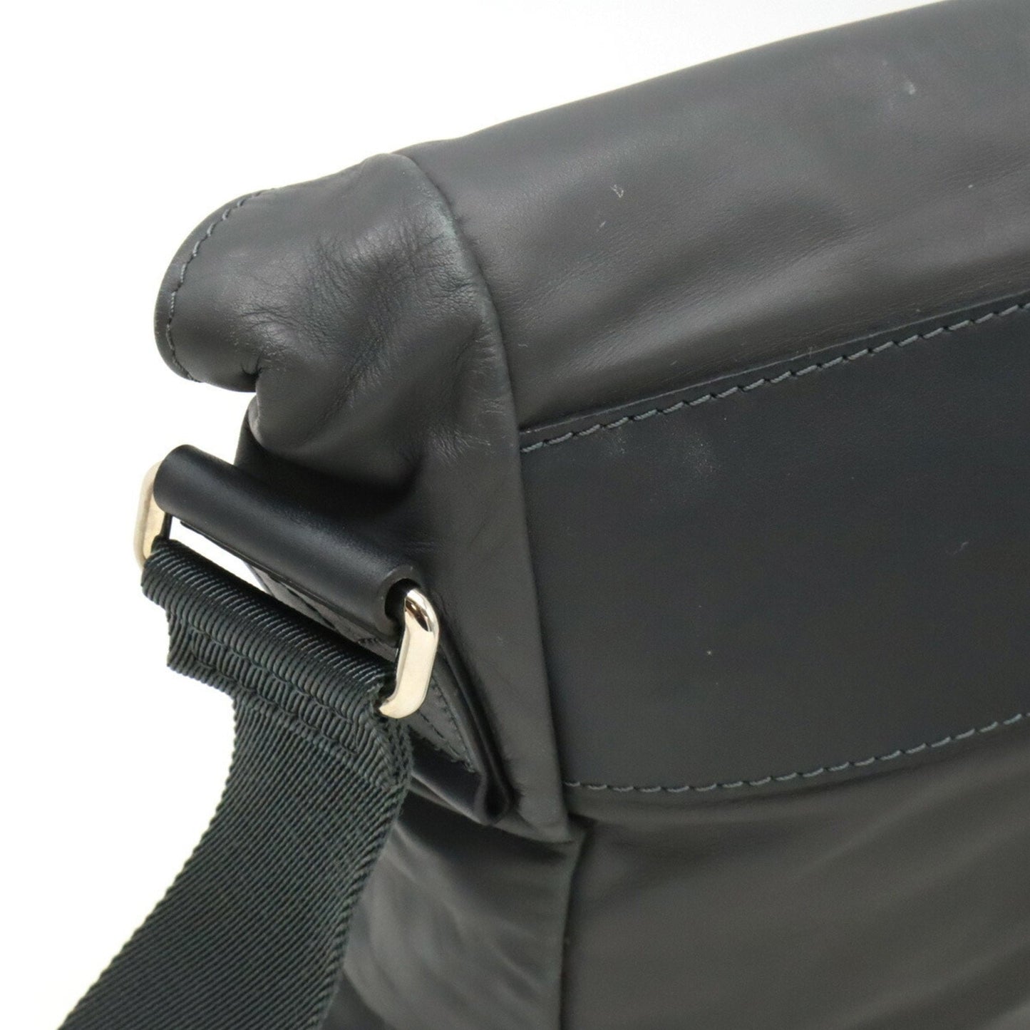 Louis Vuitton Gray Leather Shoulder Bag