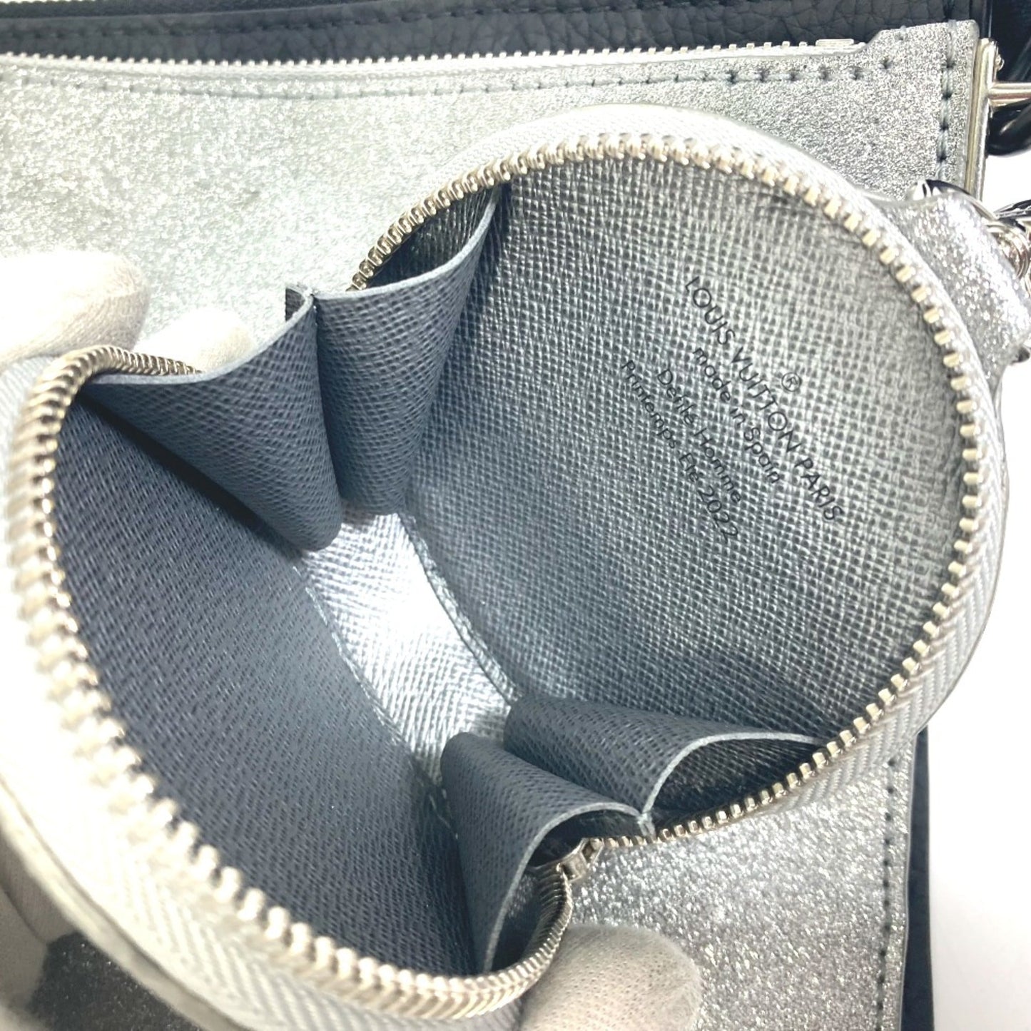 Louis Vuitton Silver Leather Shoulder Bag