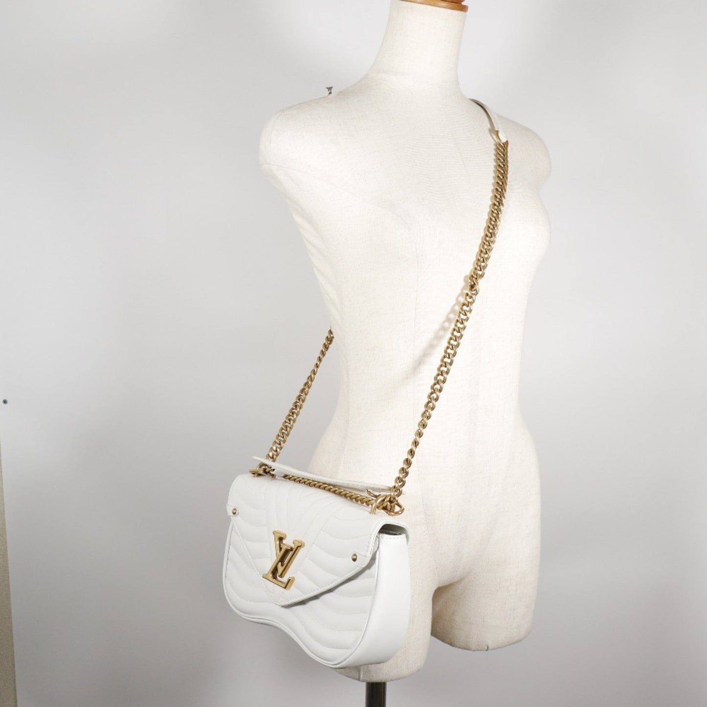 Louis Vuitton White Leather Shoulder Bag