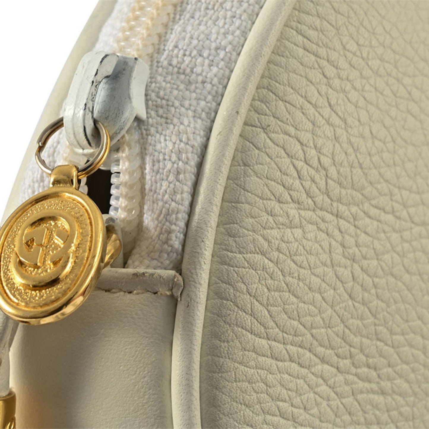 Gucci White Leather Pochette Shoulder Bag