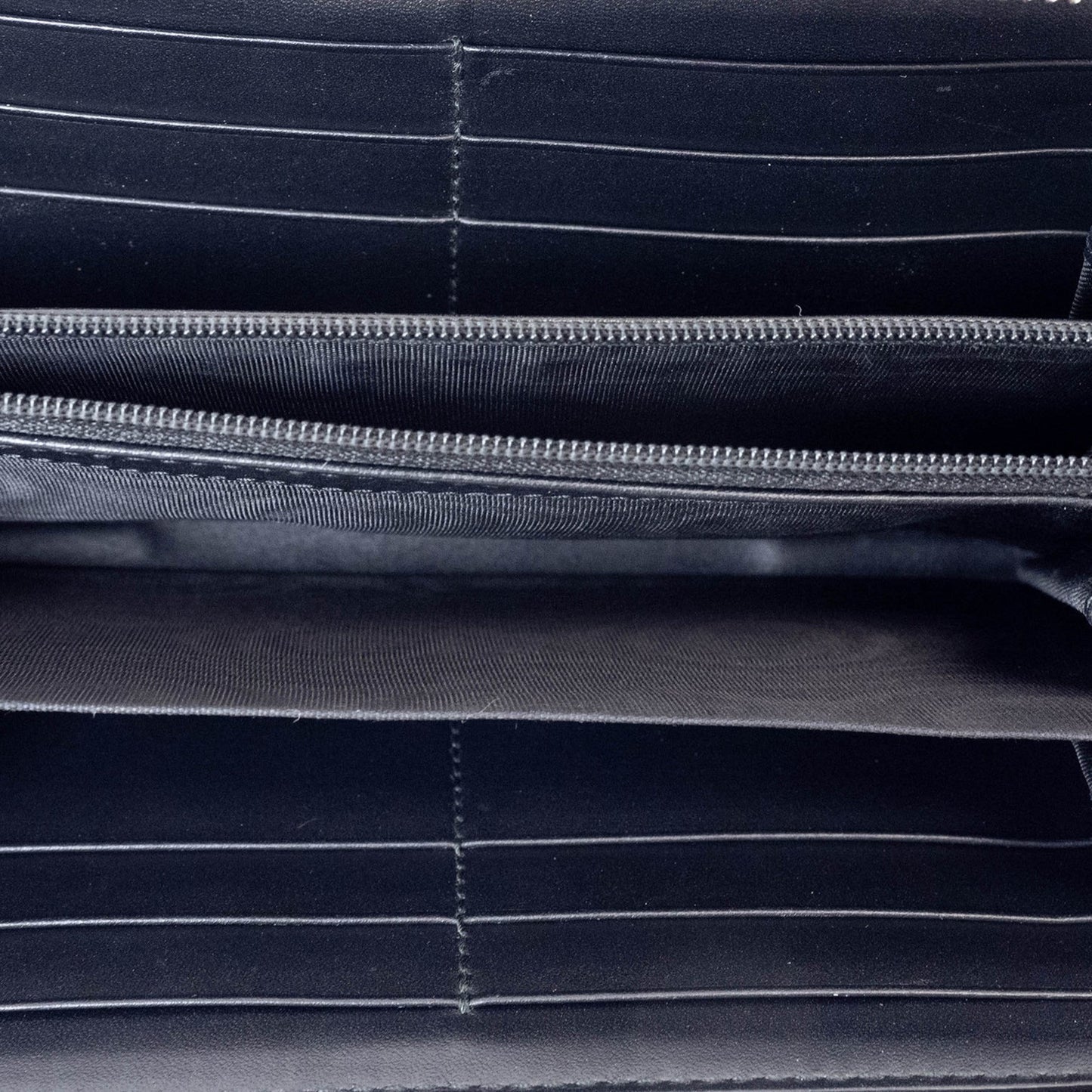 Gucci Black Gg Supreme Leather Long Wallet (Bi-Fold)