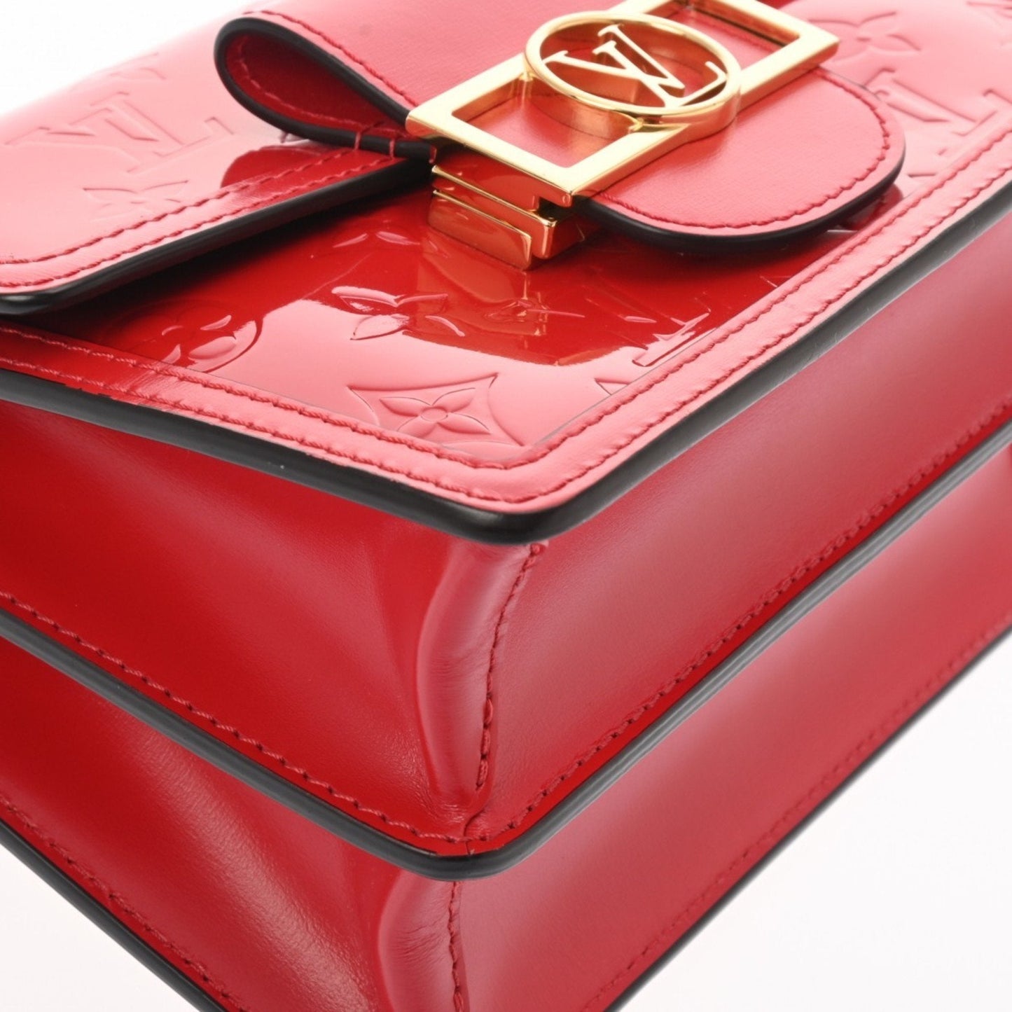 Louis Vuitton Monogram Vernis Red Color Vernis Shoulder Bag