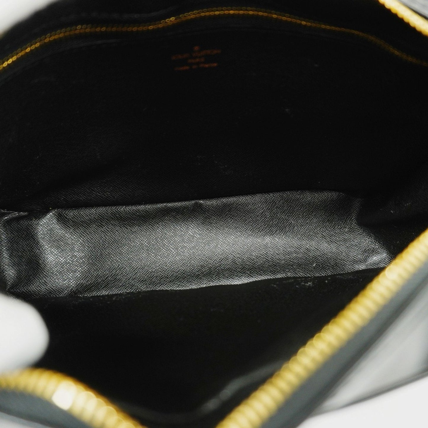 Louis Vuitton Noir Shoulder Bag
