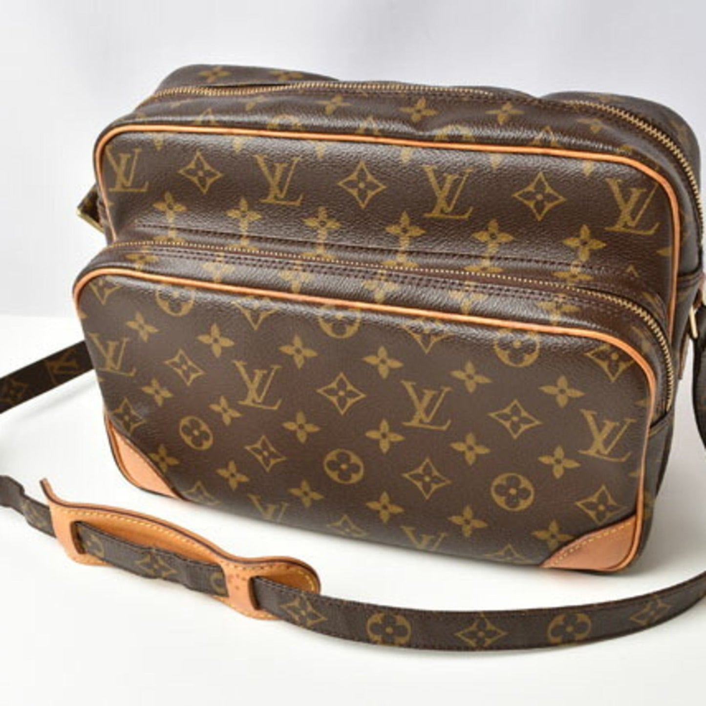 Louis Vuitton Monogram Monogram Shoulder Bag
