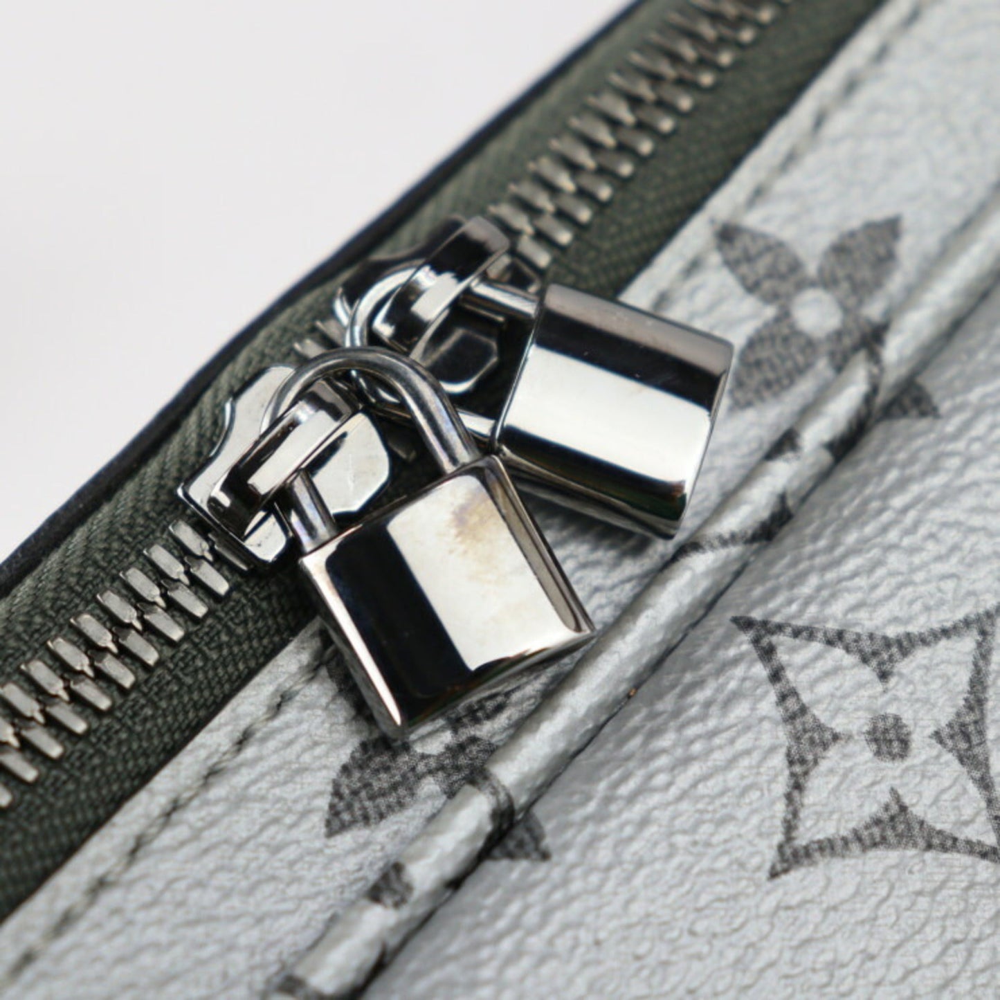 Louis Vuitton Black Monogram Monogram Handbag Shoulder Bag Tote Bag