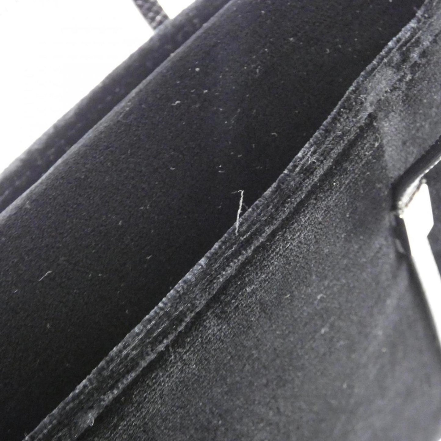 Gucci Black Leather Shoulder Bag
