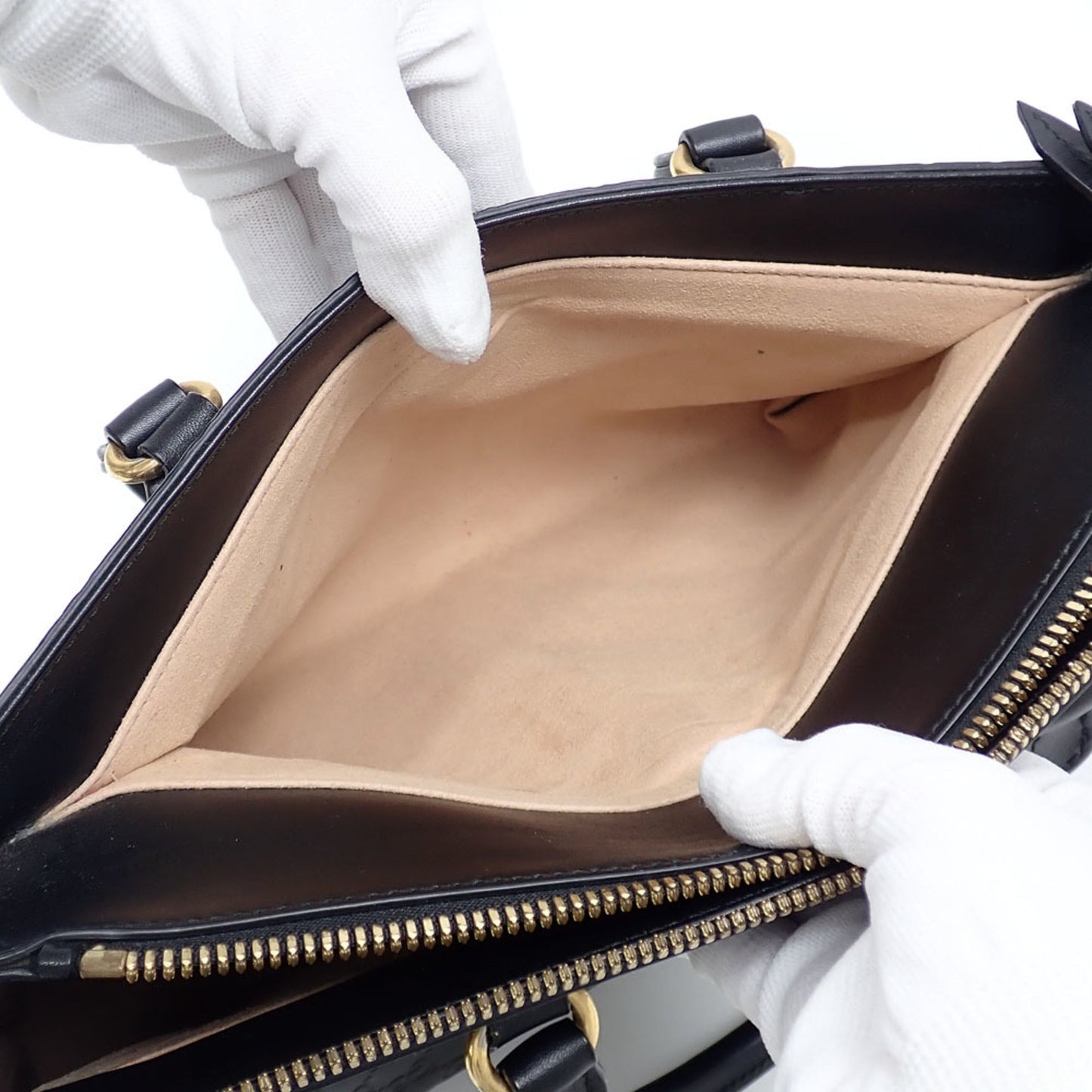 Gucci Black Leather Handbag