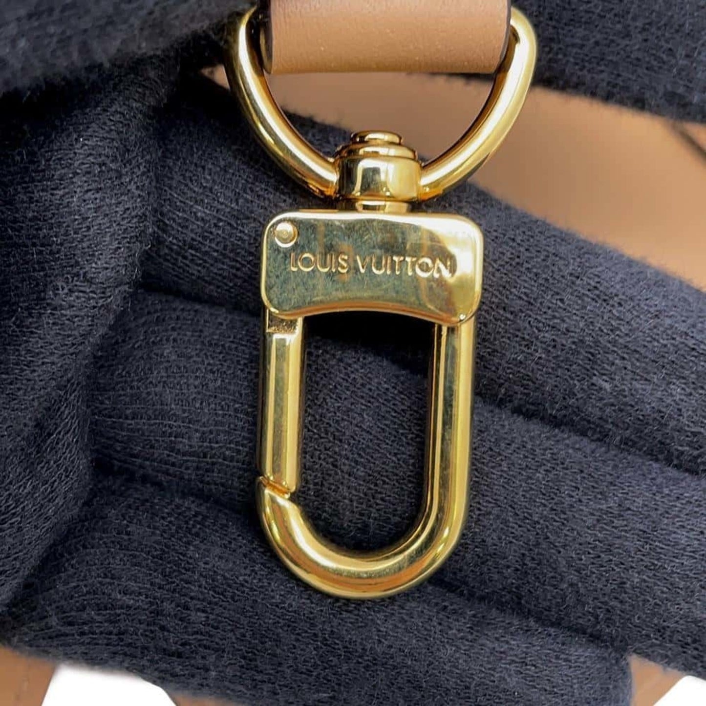 Louis Vuitton Camel Leather Shoulder Bag