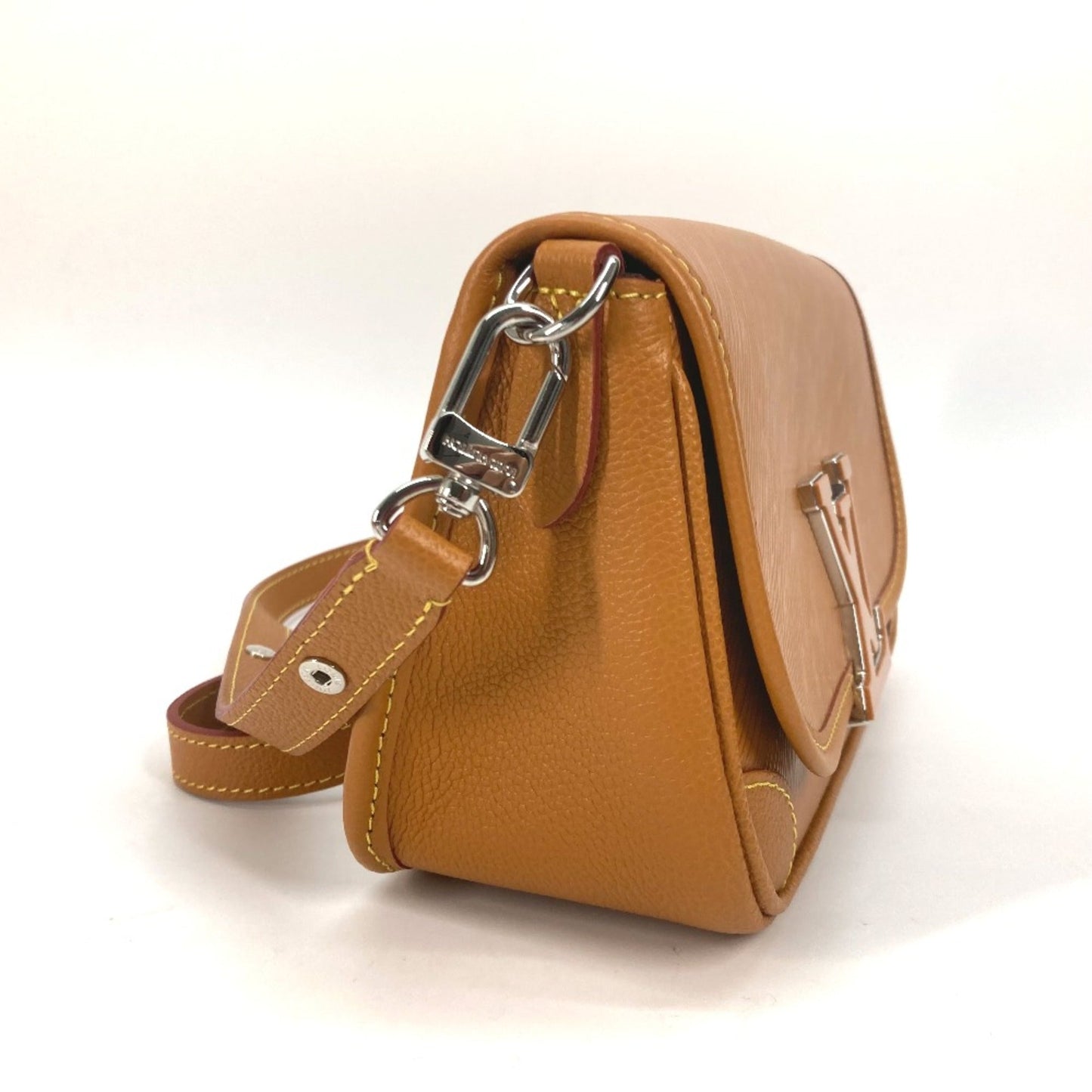 Louis Vuitton Beige Leather Shoulder Bag