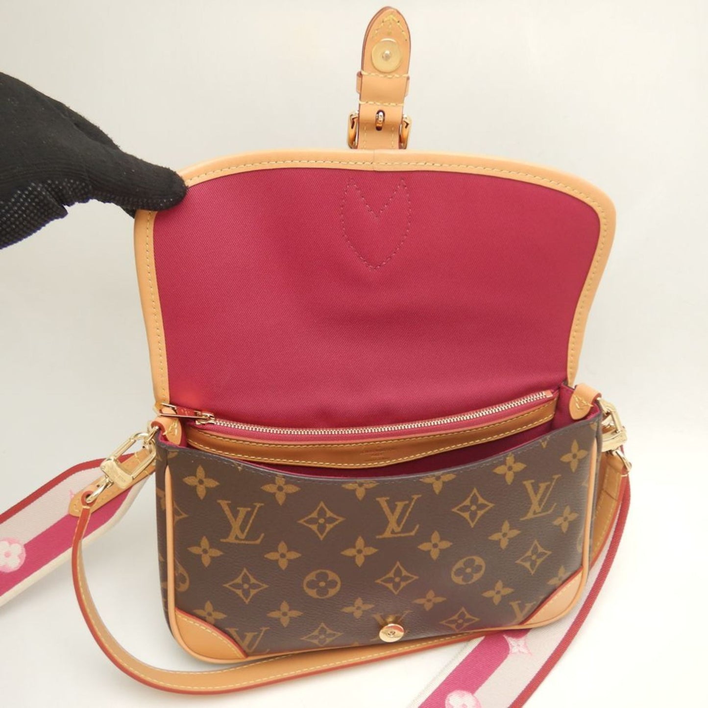 Louis Vuitton Fuchsia Pvc Shoulder Bag