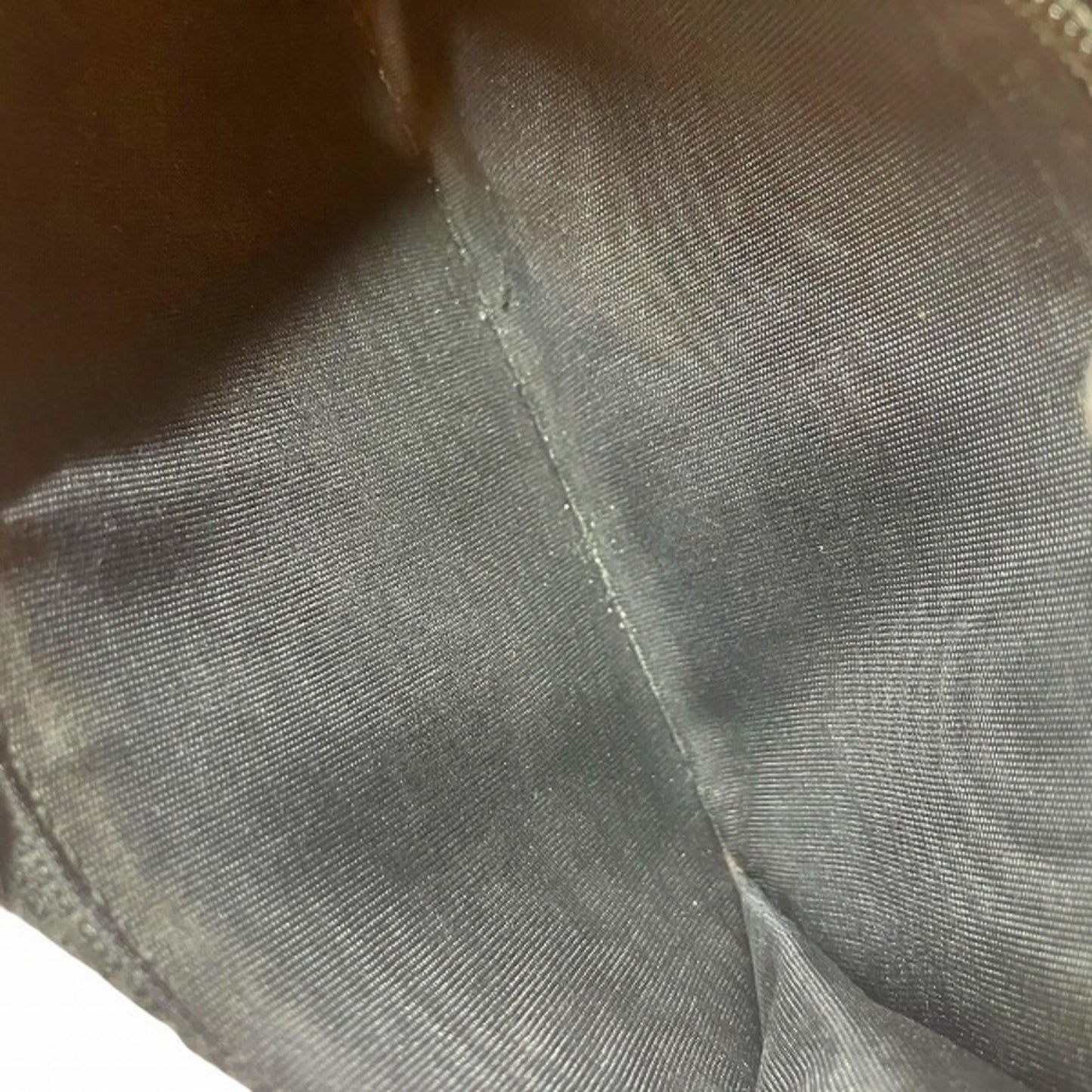 Gucci Black Leather Long Wallet (Bi-Fold)