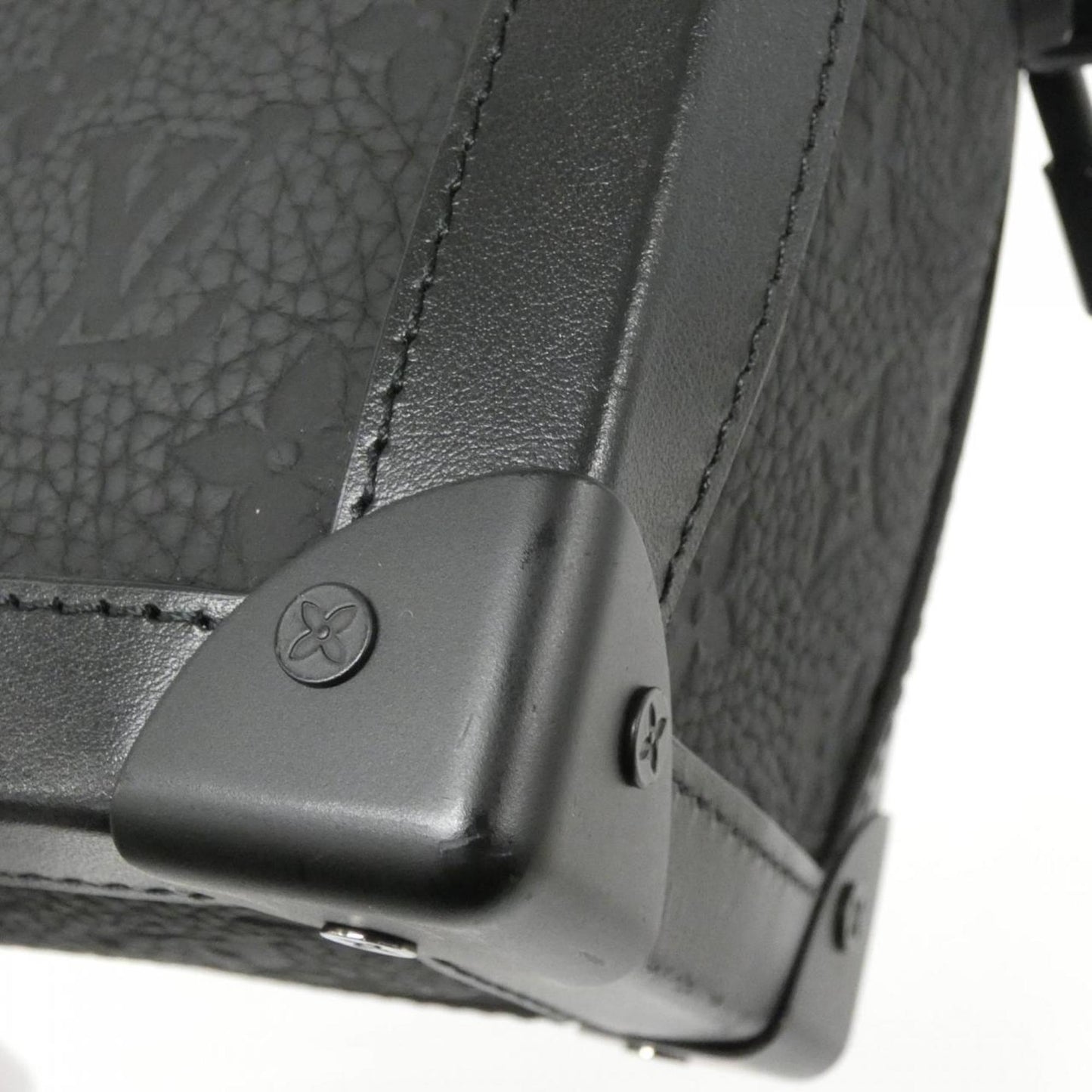 Louis Vuitton Taurillon Black Leather Shoulder Bag