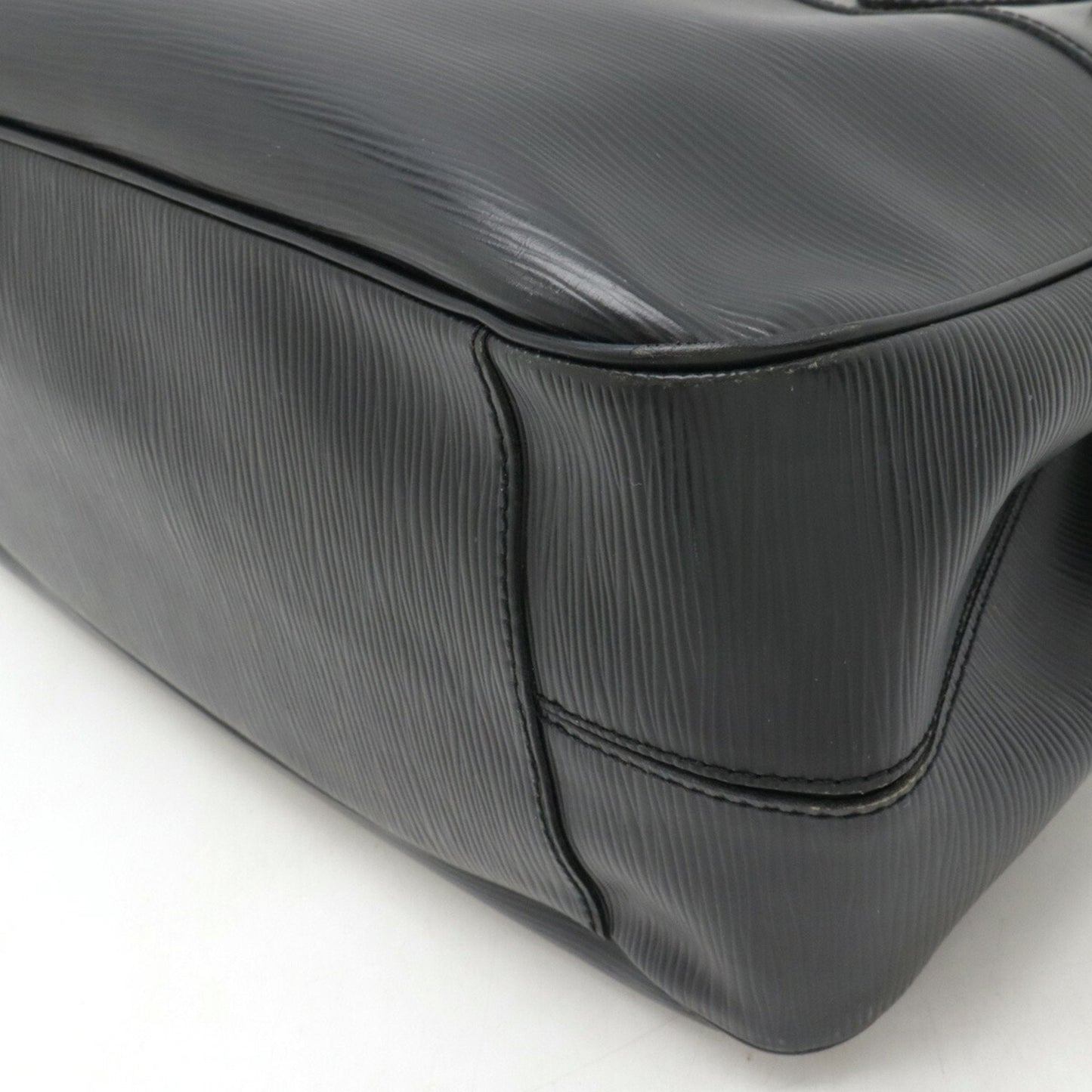 Louis Vuitton Black Noir Epi Leather Handbag Shoulder Bag