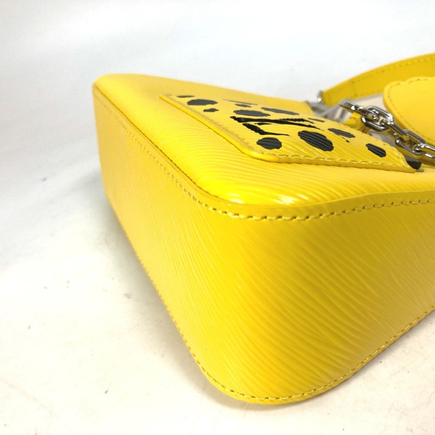 Louis Vuitton Black Jaune Yellow Epi Leather Handbag Shoulder Bag