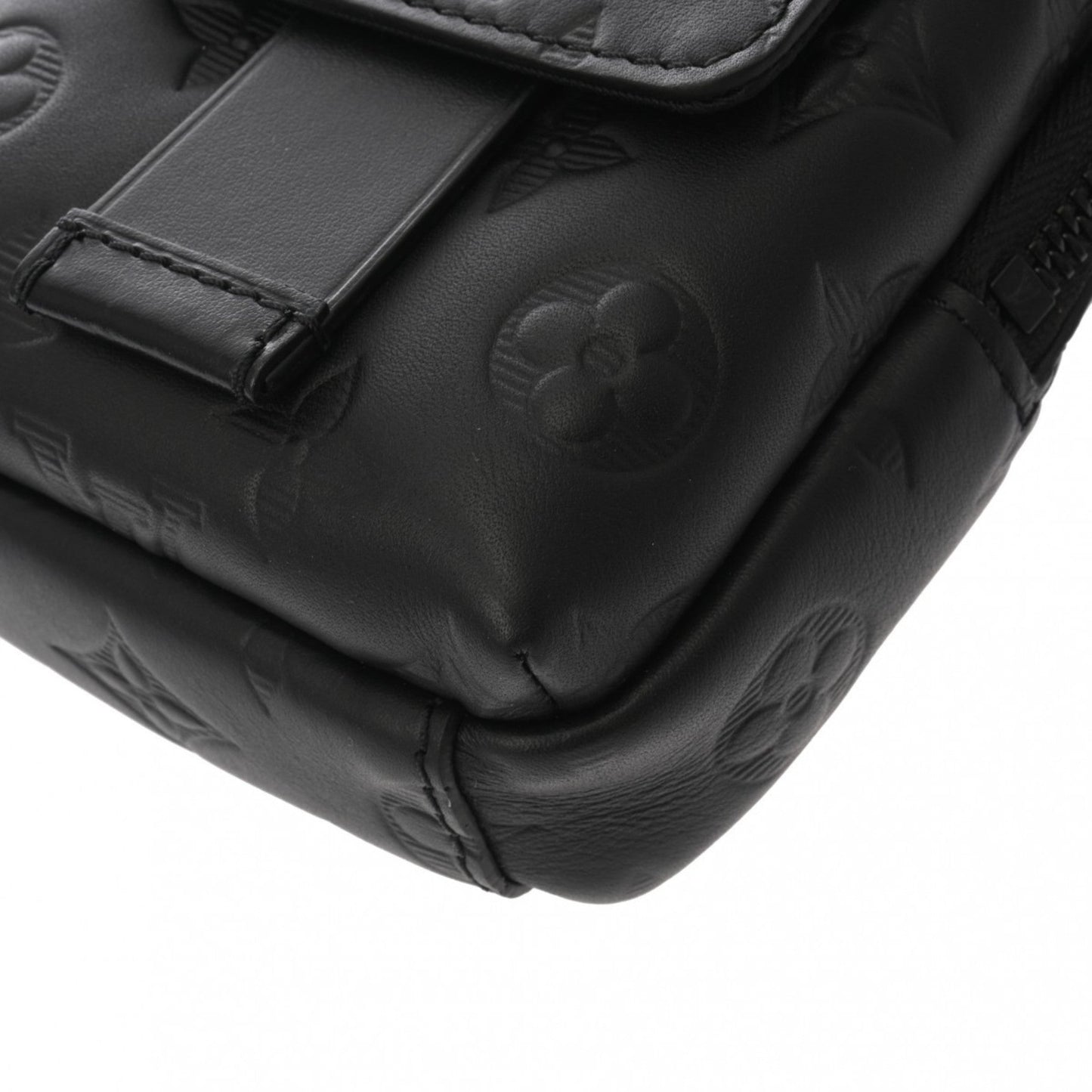 Louis Vuitton Noir Leather Shoulder Bag