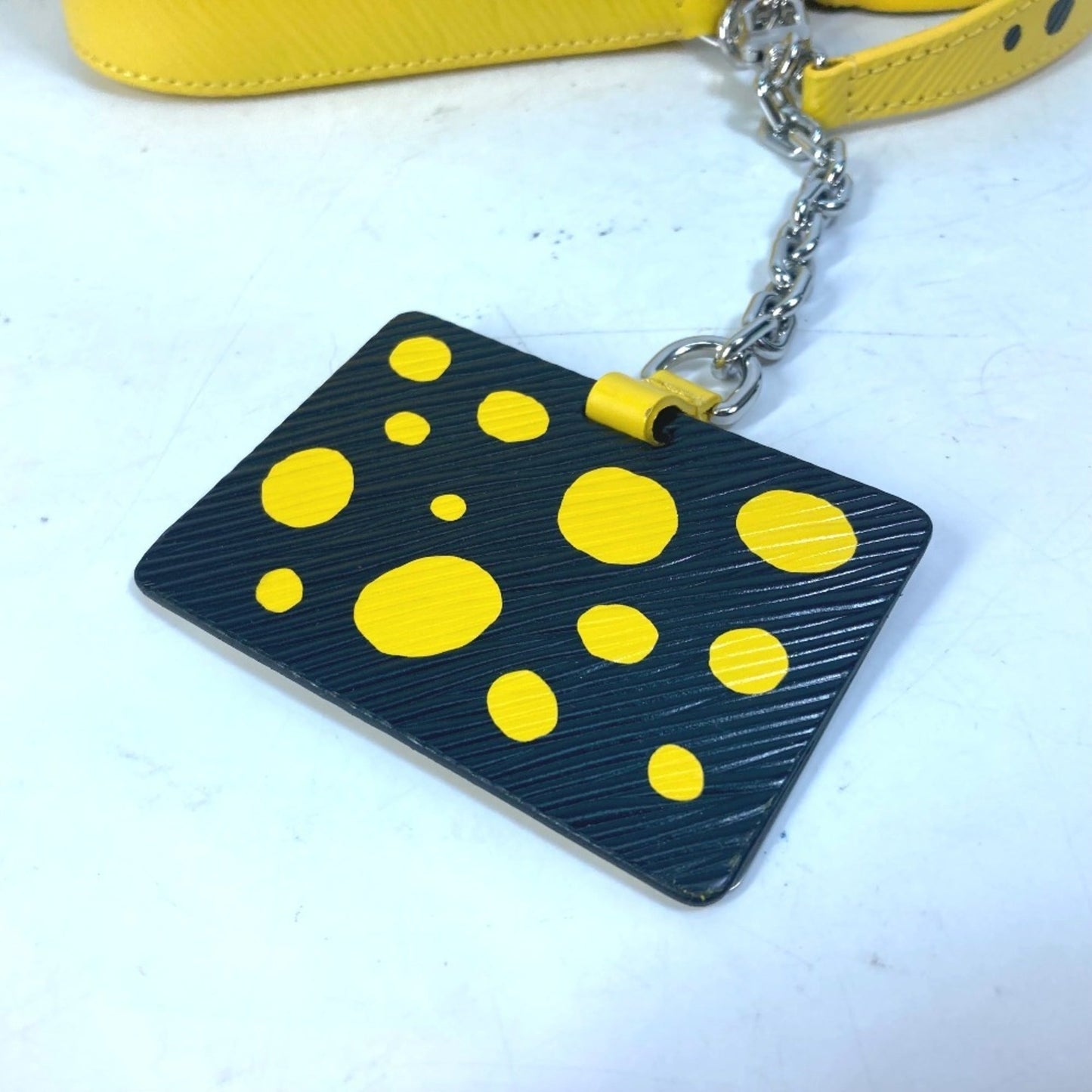 Louis Vuitton Black Jaune Yellow Epi Leather Handbag Shoulder Bag