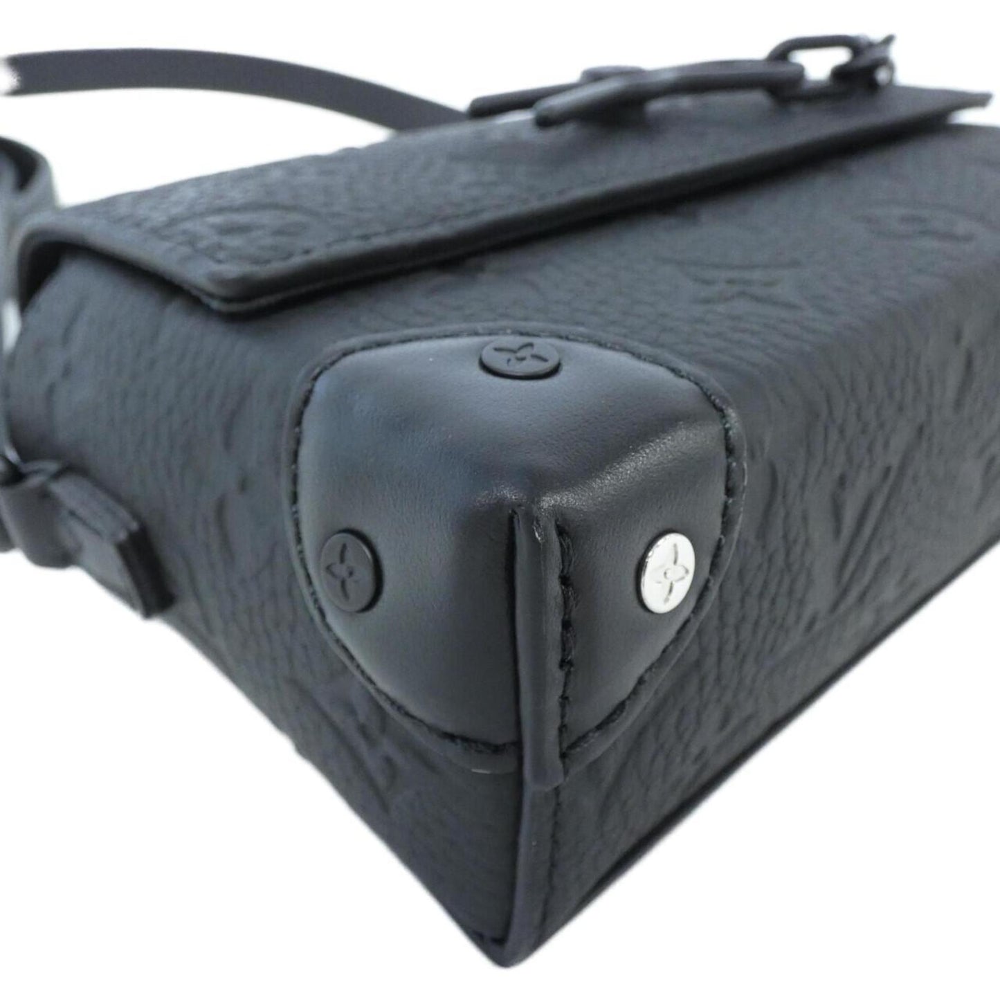 Louis Vuitton Black Leather Shoulder Bag
