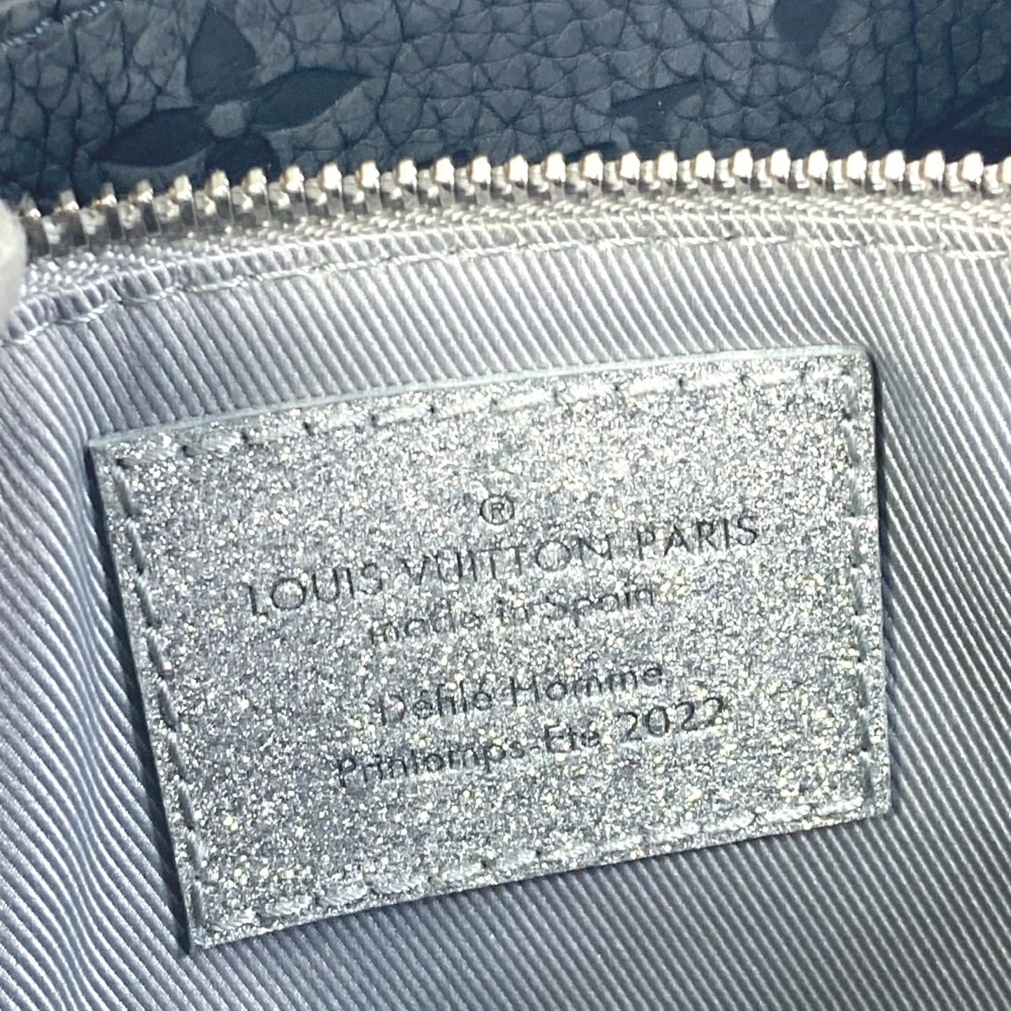 Louis Vuitton Silver Leather Shoulder Bag