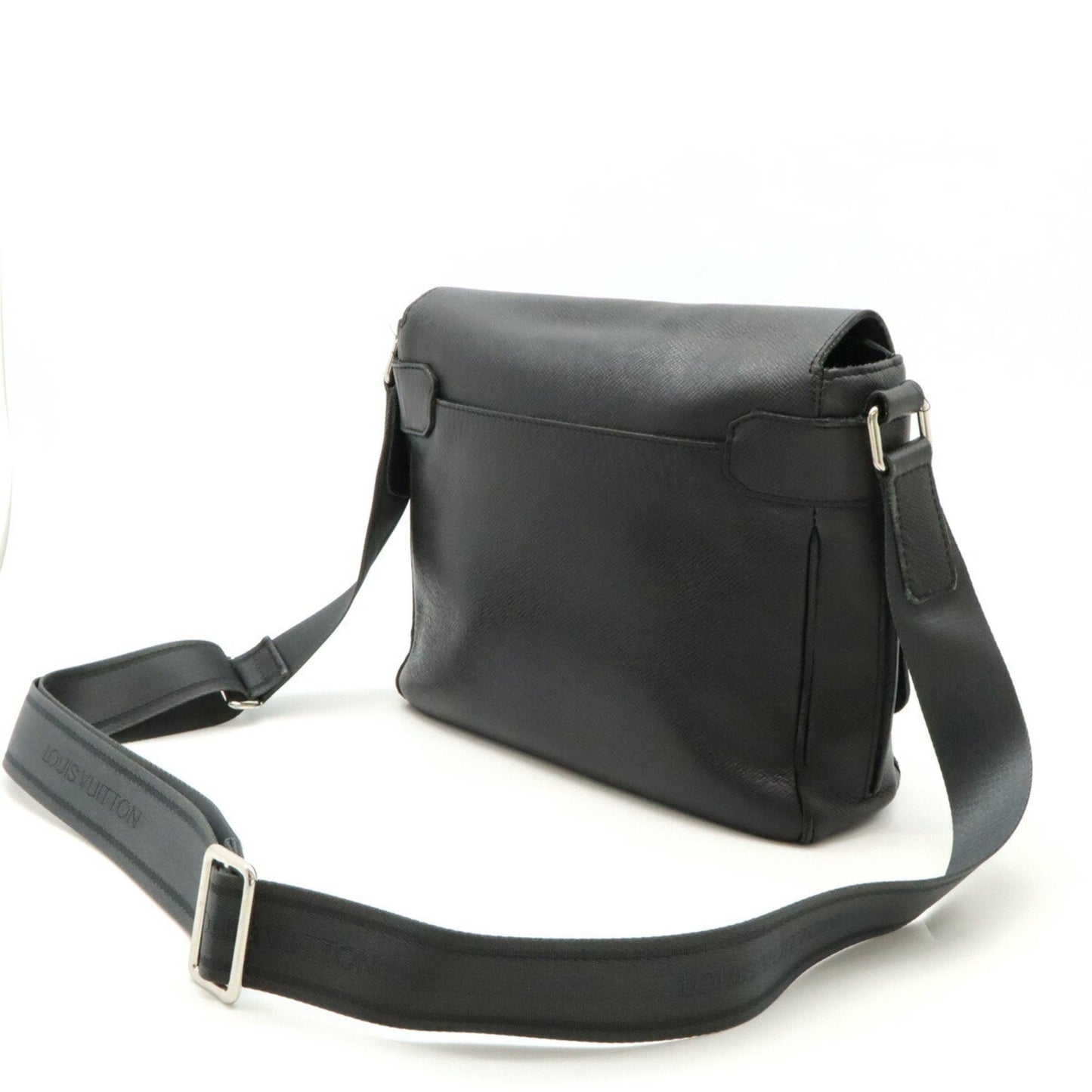 Louis Vuitton Ardoise Taiga Leather Shoulder Bag