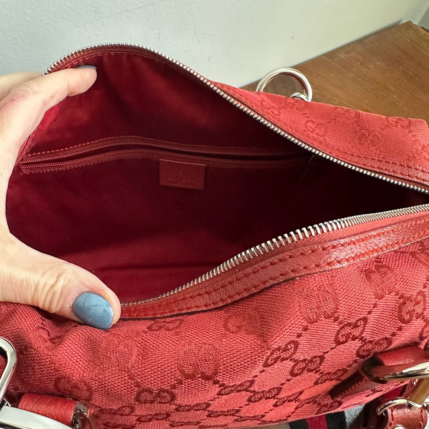 The Full Falcon Crossbody/Handbag - Orvis bags Gucci in Red Canvas