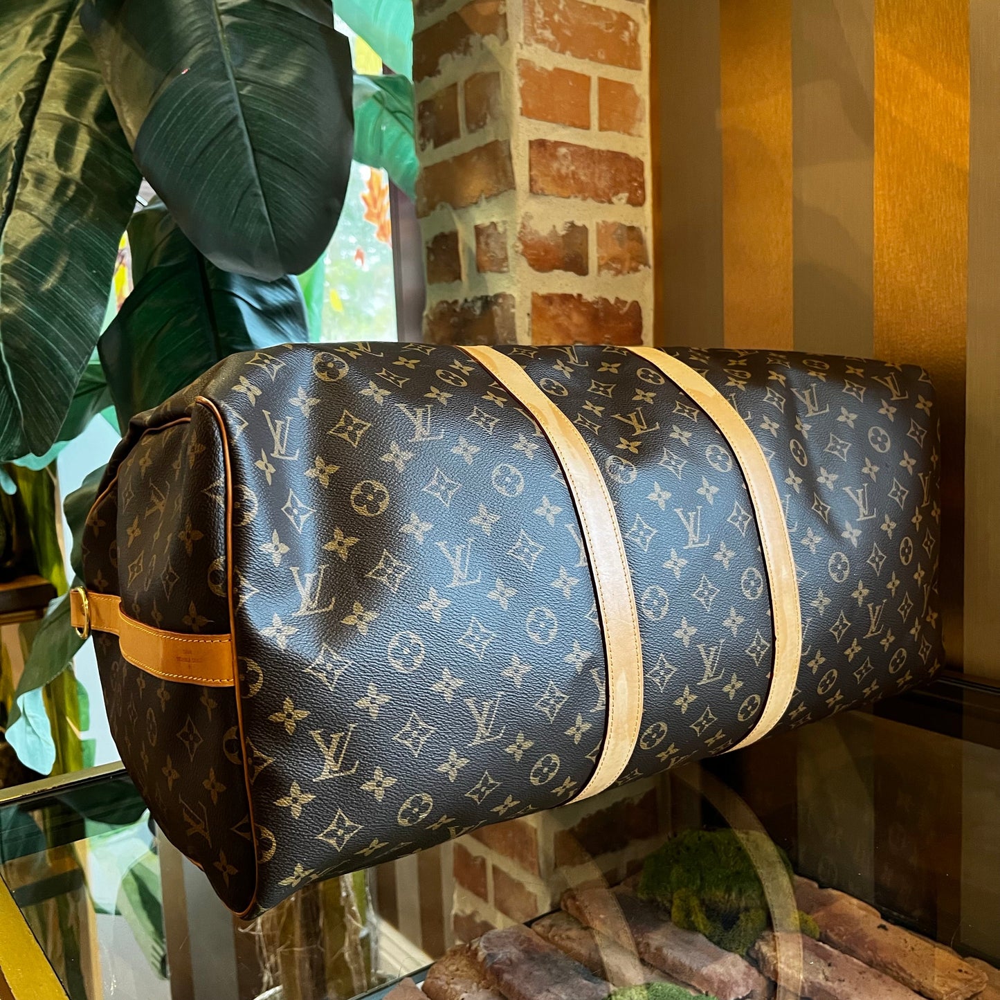 LOUIS VUITTON Keepall Bandouliere 55 Brown Monogram Canvas Duffle Bag