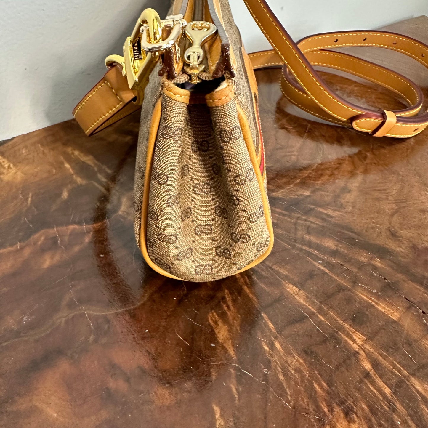 The Junco Crossbody -Orvis bags Micro GG Gucci Bag