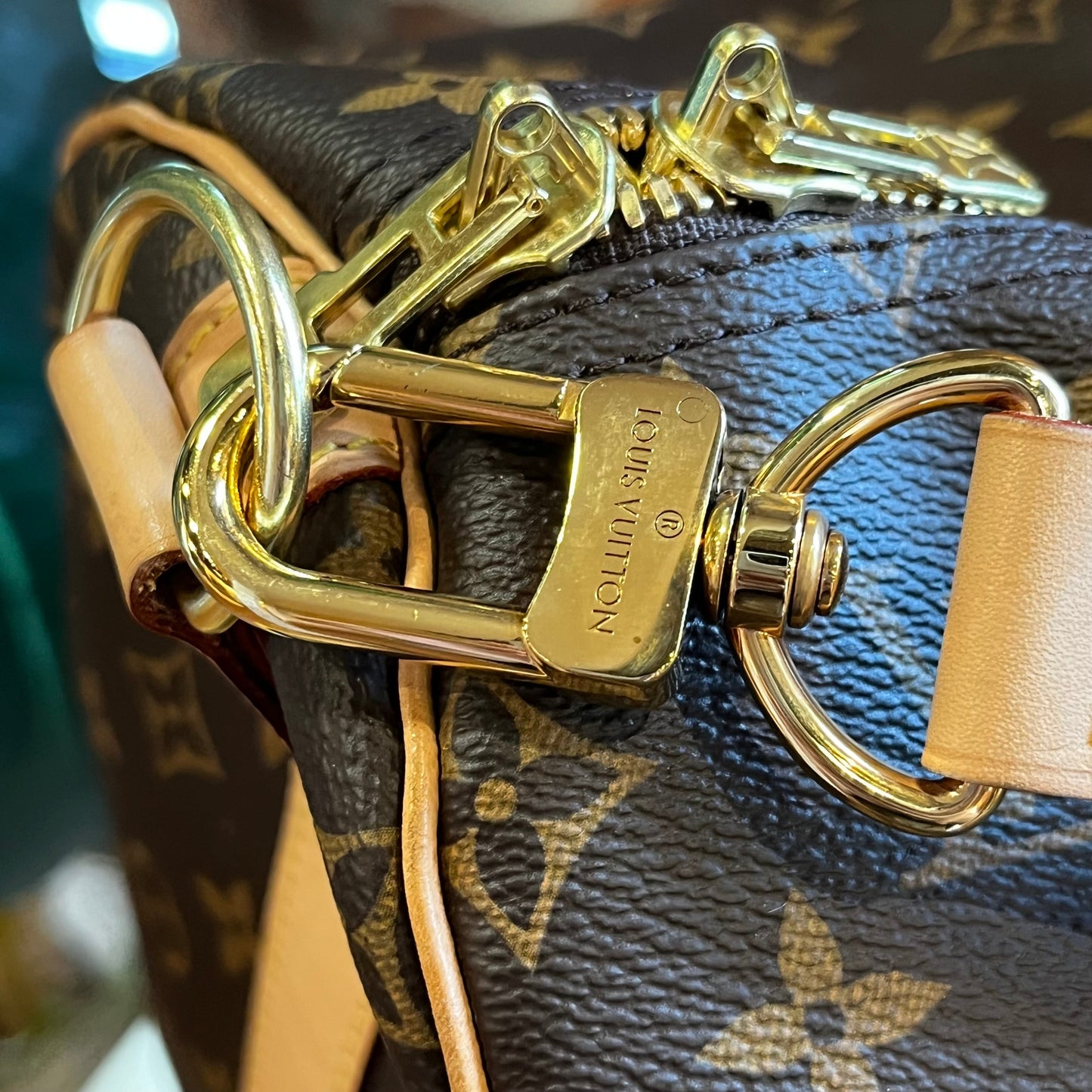 LOUIS VUITTON Keepall Bandouliere 55 Brown Monogram Canvas Duffle Bag