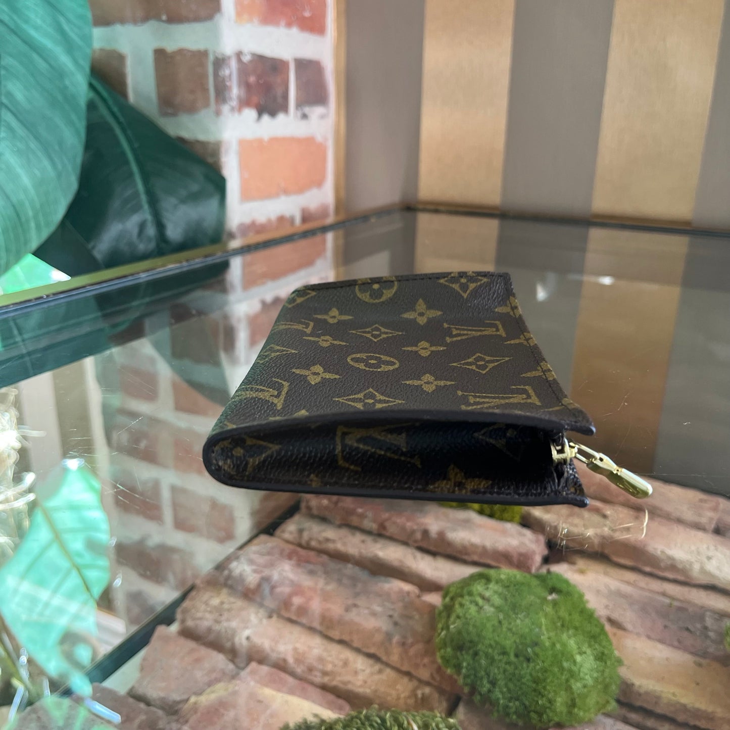 LOUIS VUITTON Vintage LV Monogram Petite Pouch