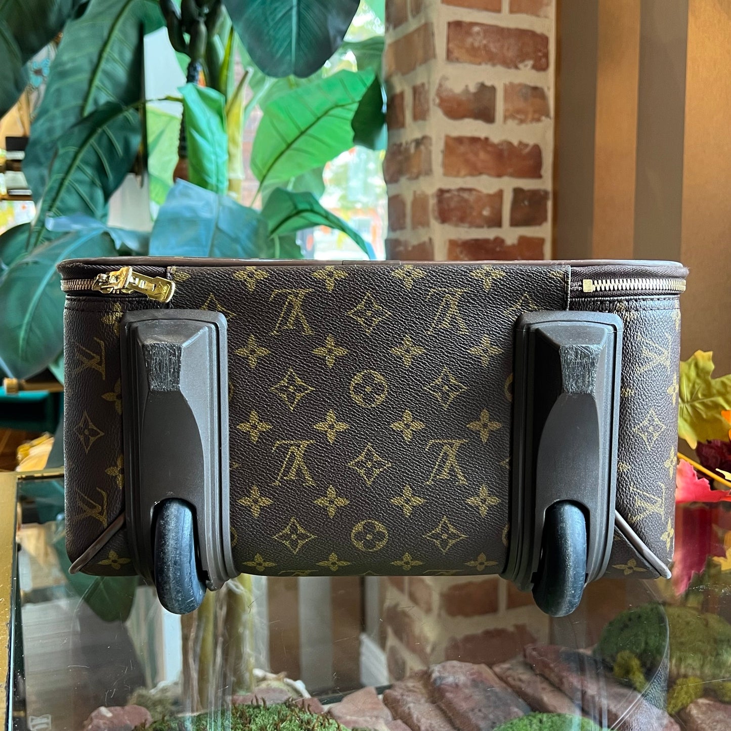LOUIS VUITTON Pegase 50 Brown Monogram Canvas Suitcase