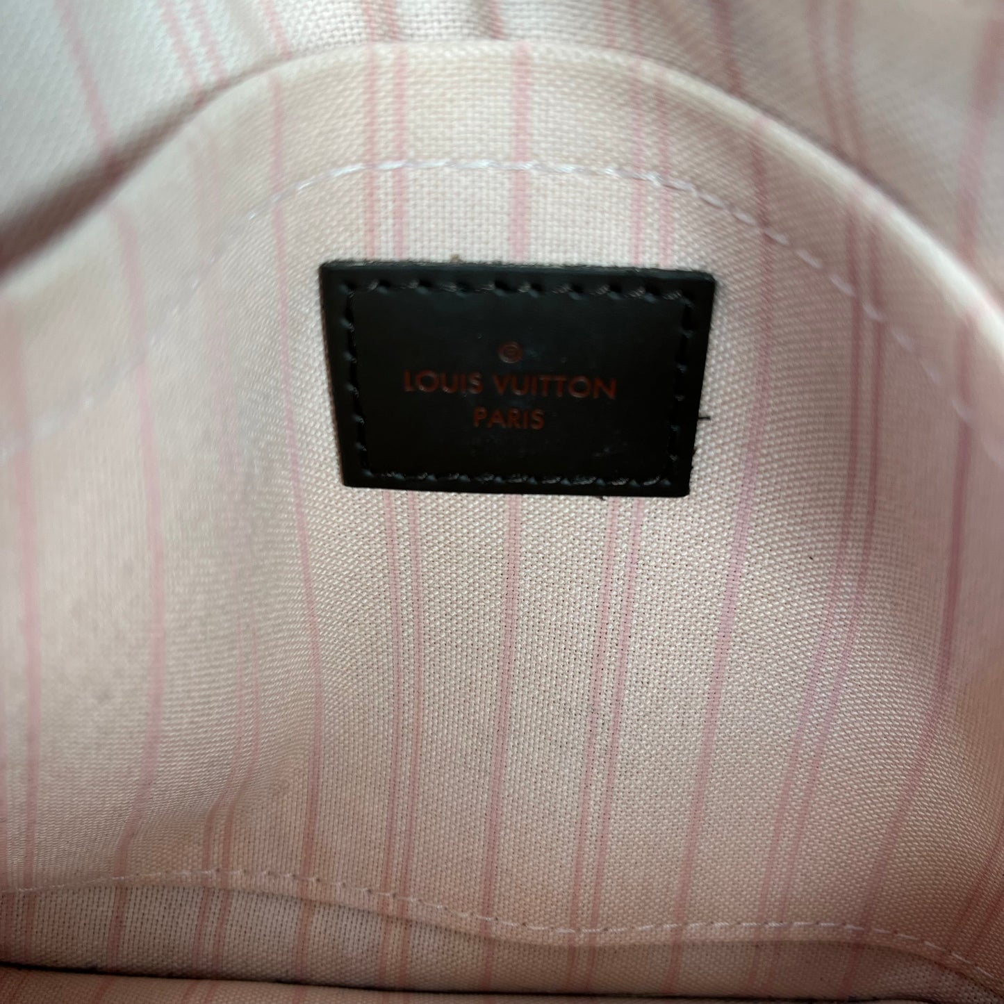 LOUIS VUITTON Neverfull MM Damier Ebene Tote