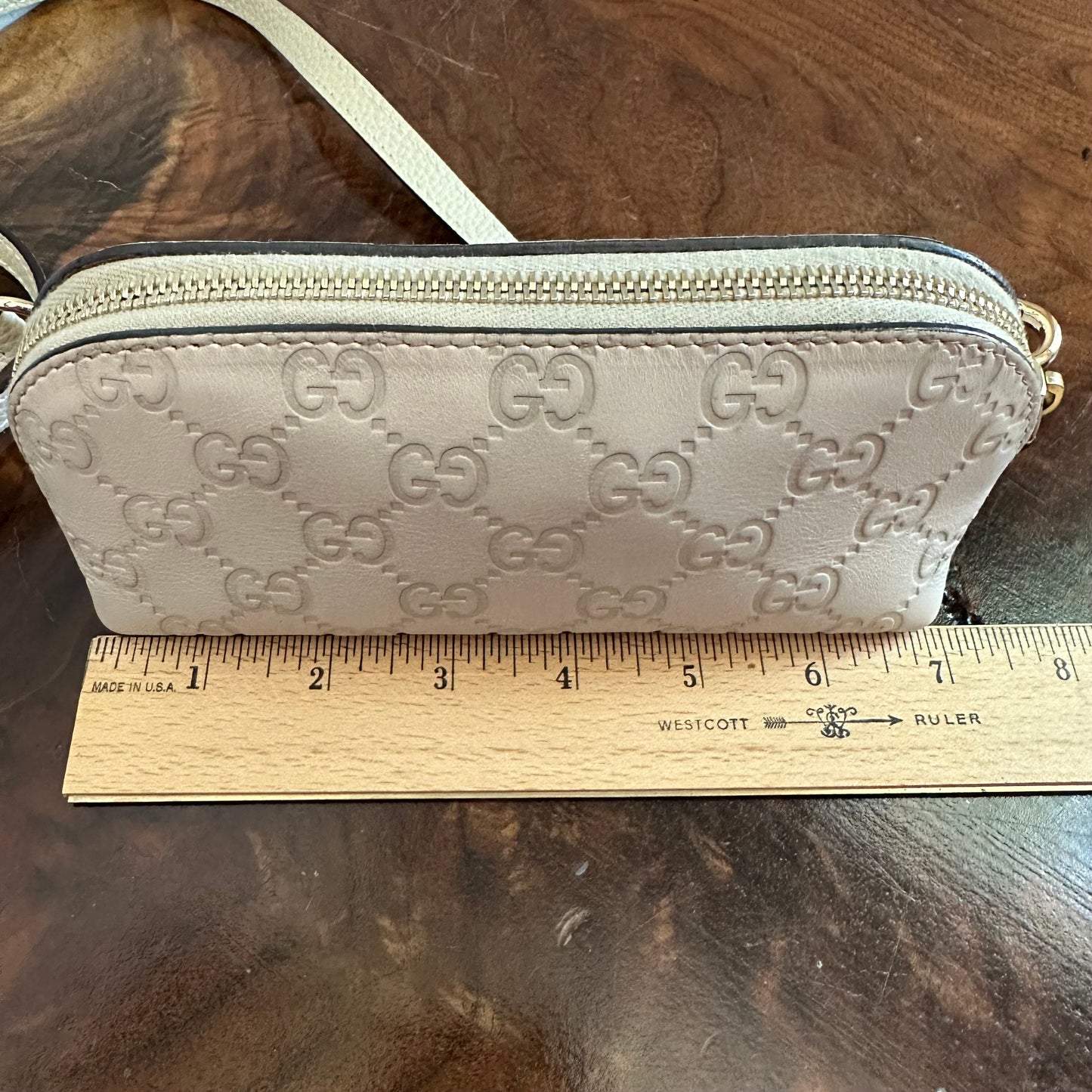 The Junco Crossbody -Orvis bags Guccisima Gucci in Light Taupe
