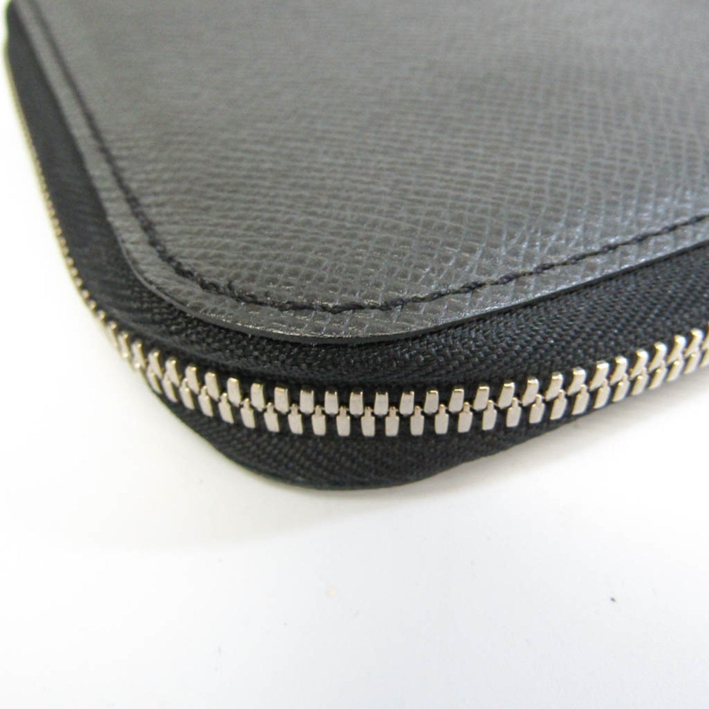 Louis Vuitton Etui 5 Cravates Black Leather Tie