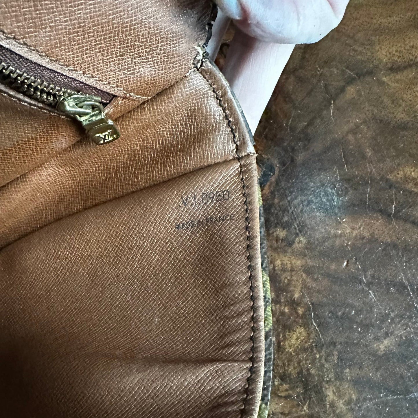 The Dove Crossbody -Orvis bags Monogram LV in Black