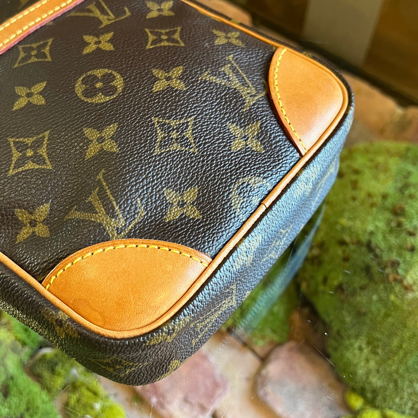 LOUIS VUITTON Danube Brown Monogram Canvas Vintage Crossbody Bag