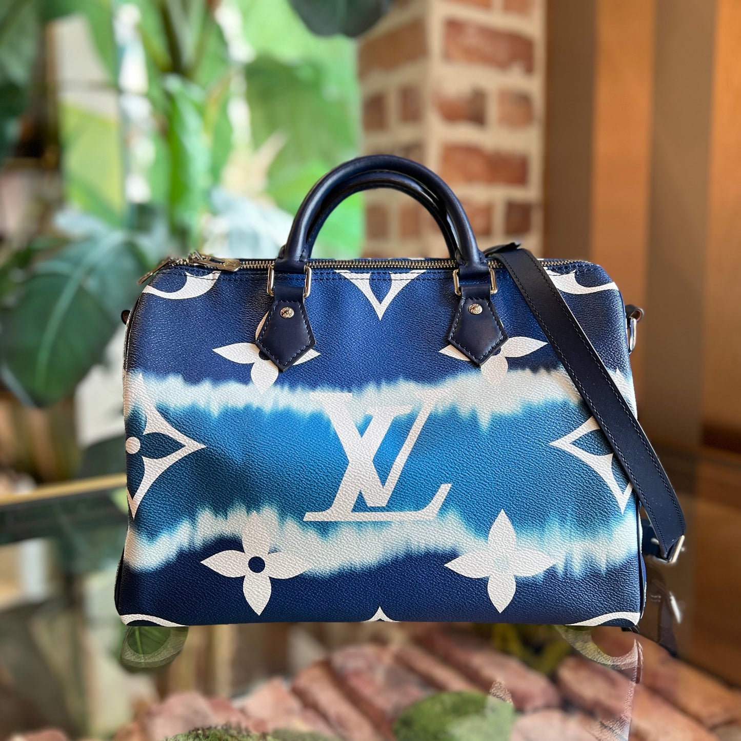 LOUIS VUITTON Blue Escale Bandoulière Speedy 30