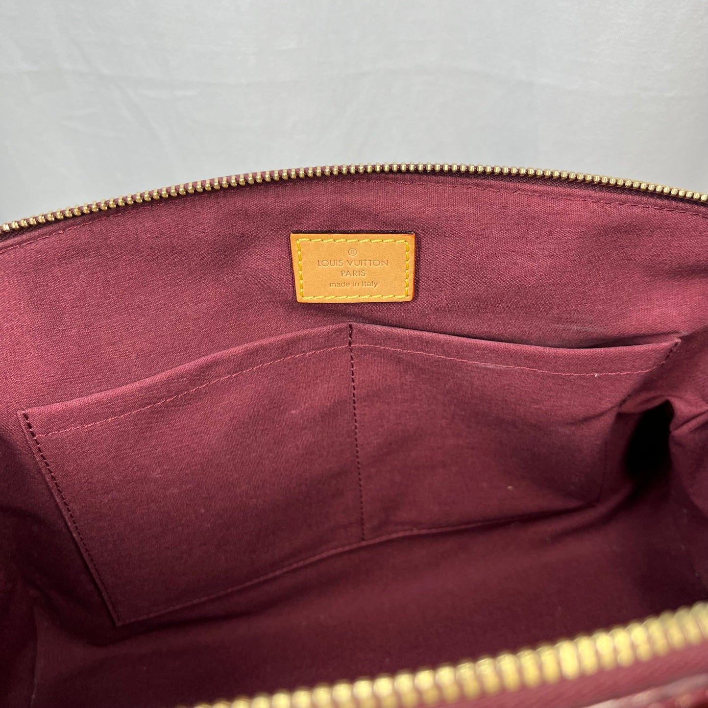 LOUIS VUITTON Vernis Sherwood GM