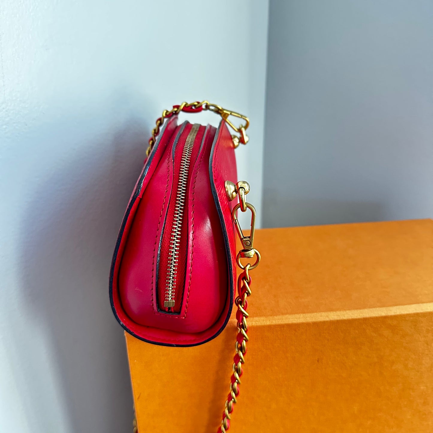 The Kinglet Crossbody Bag -Orvis bags LV Epi in Red