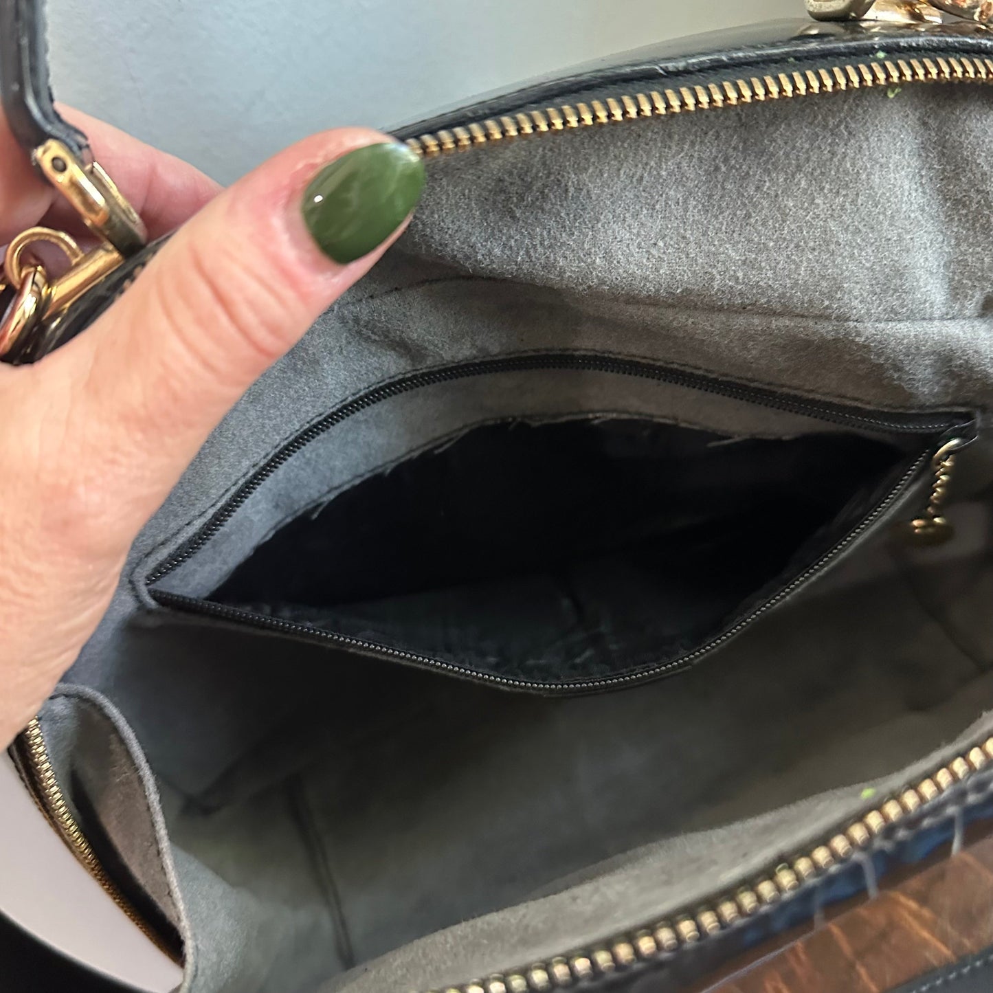 The Junco Crossbody/Clutch - Larger Orvis bags Gucci Bamboo Cosmetic Bag in Black Leather (Vertical)