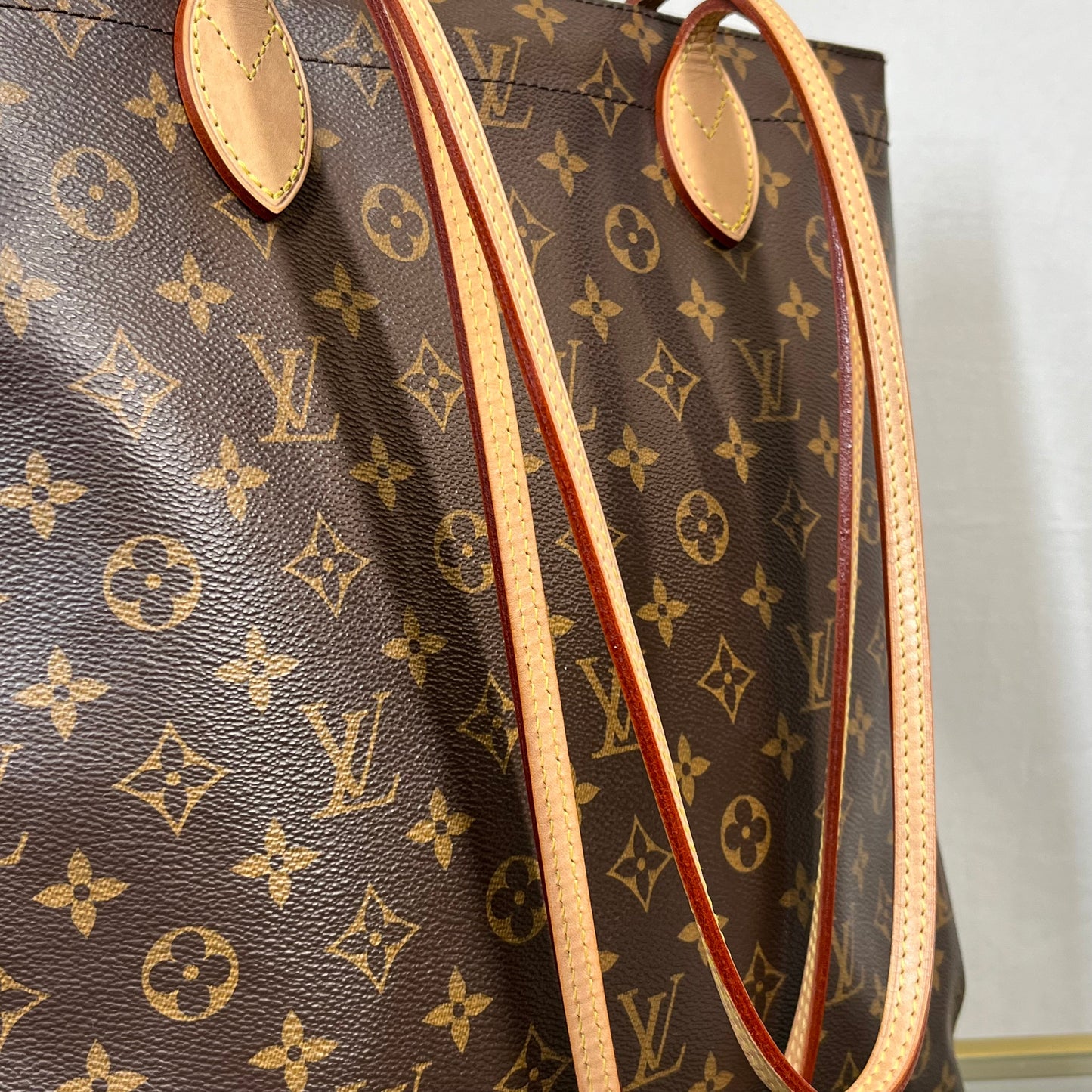 LOUIS VUITTON Carry It Monogram Tote