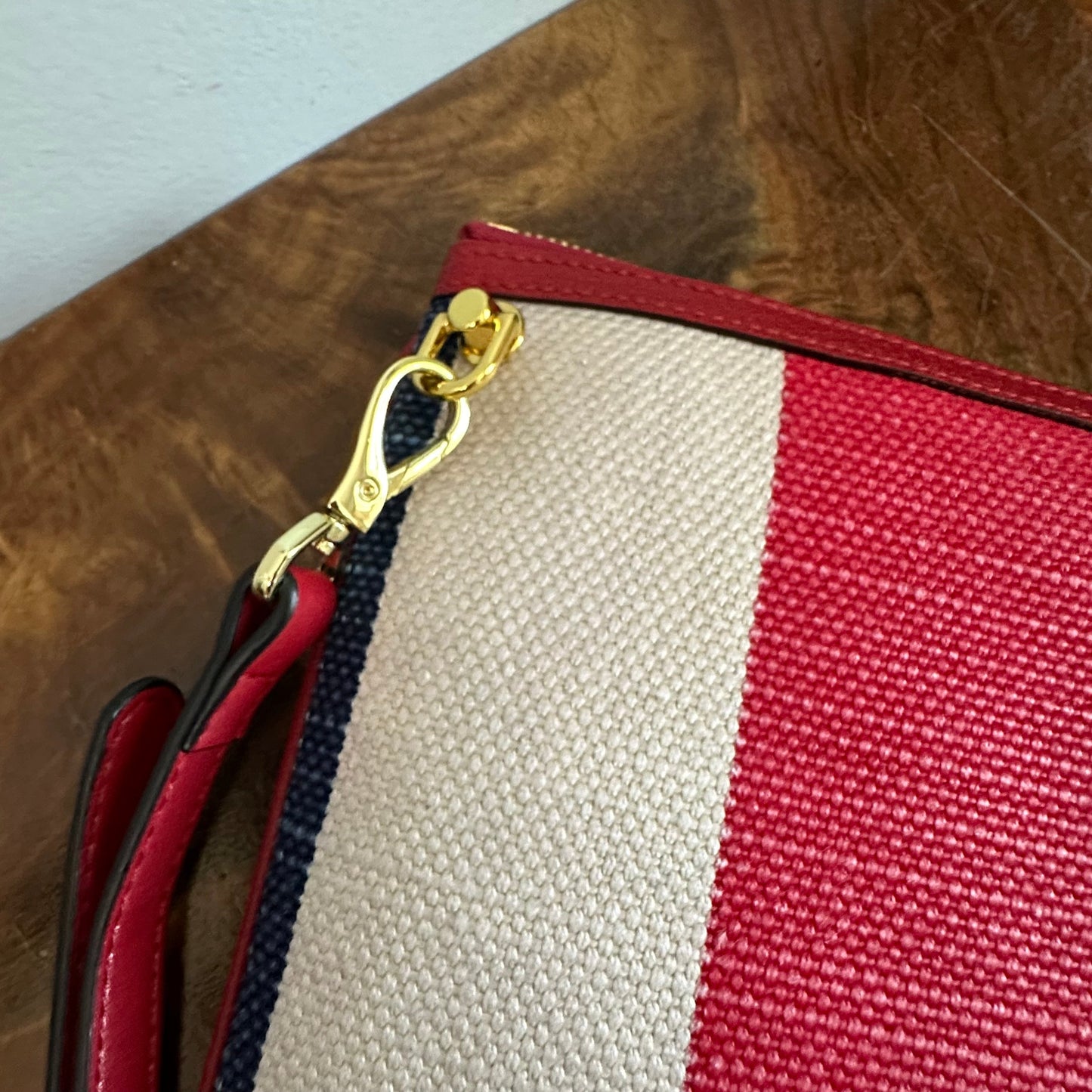 The Junco Crossbody - Red/White/Blue Orvis bags Gucci GG