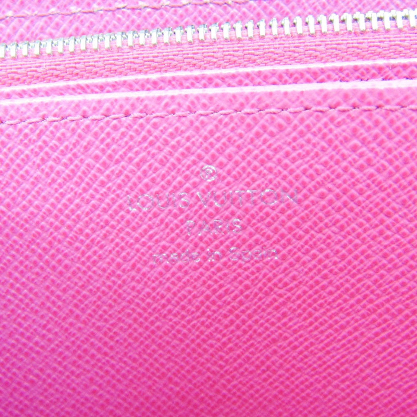 Louis Vuitton Zippy Wallet Black Leather Wallet