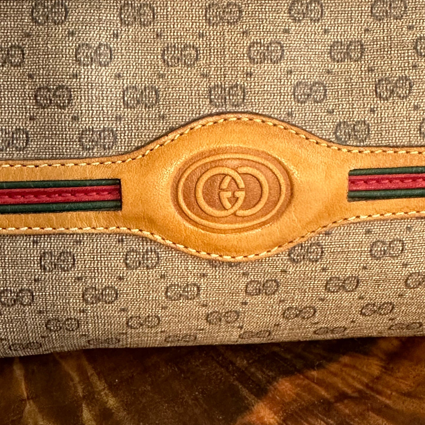 The Junco Crossbody -Orvis bags Micro GG Gucci Bag