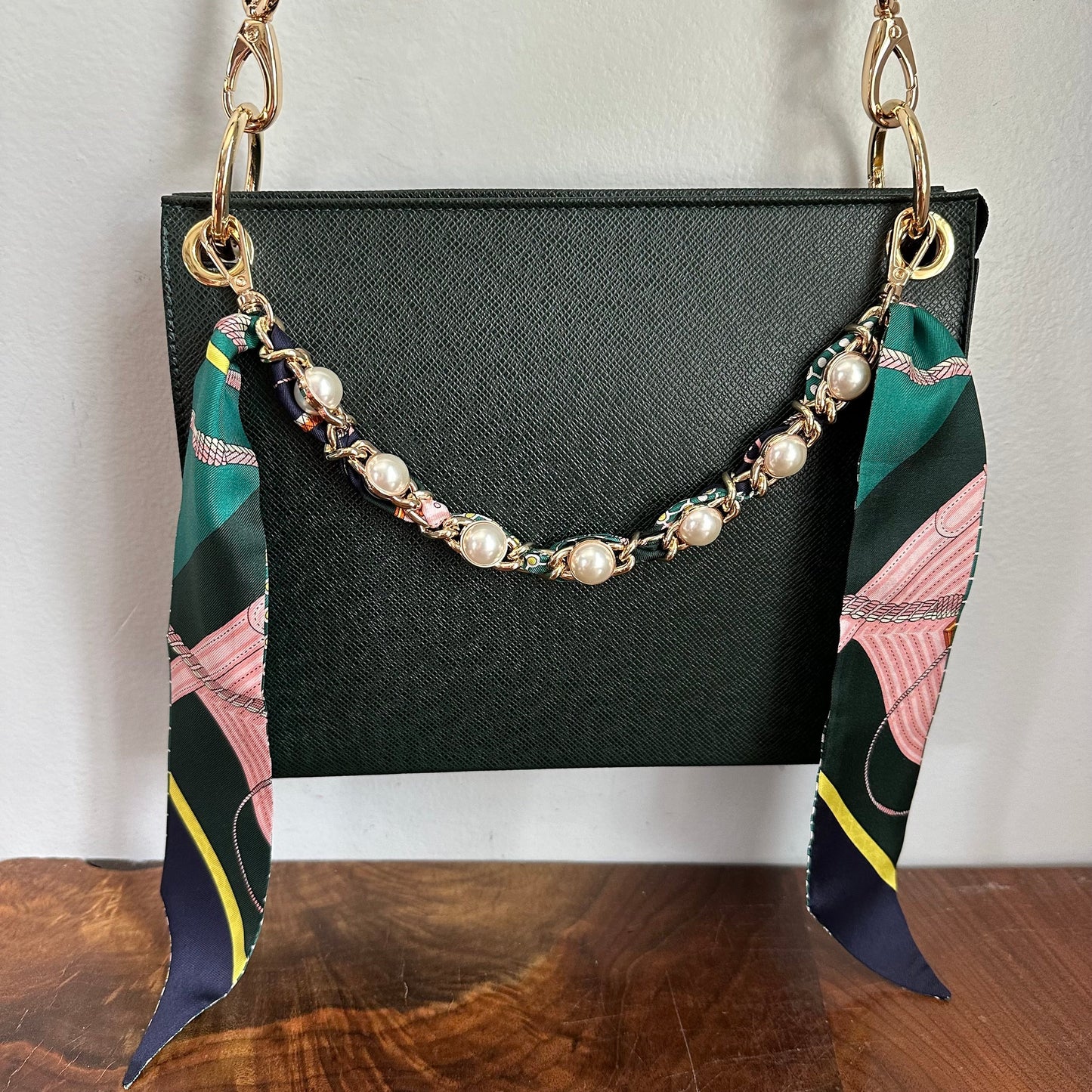 The Swan Crossbody -Orvis bags LV Taiga Leather in Dark Green