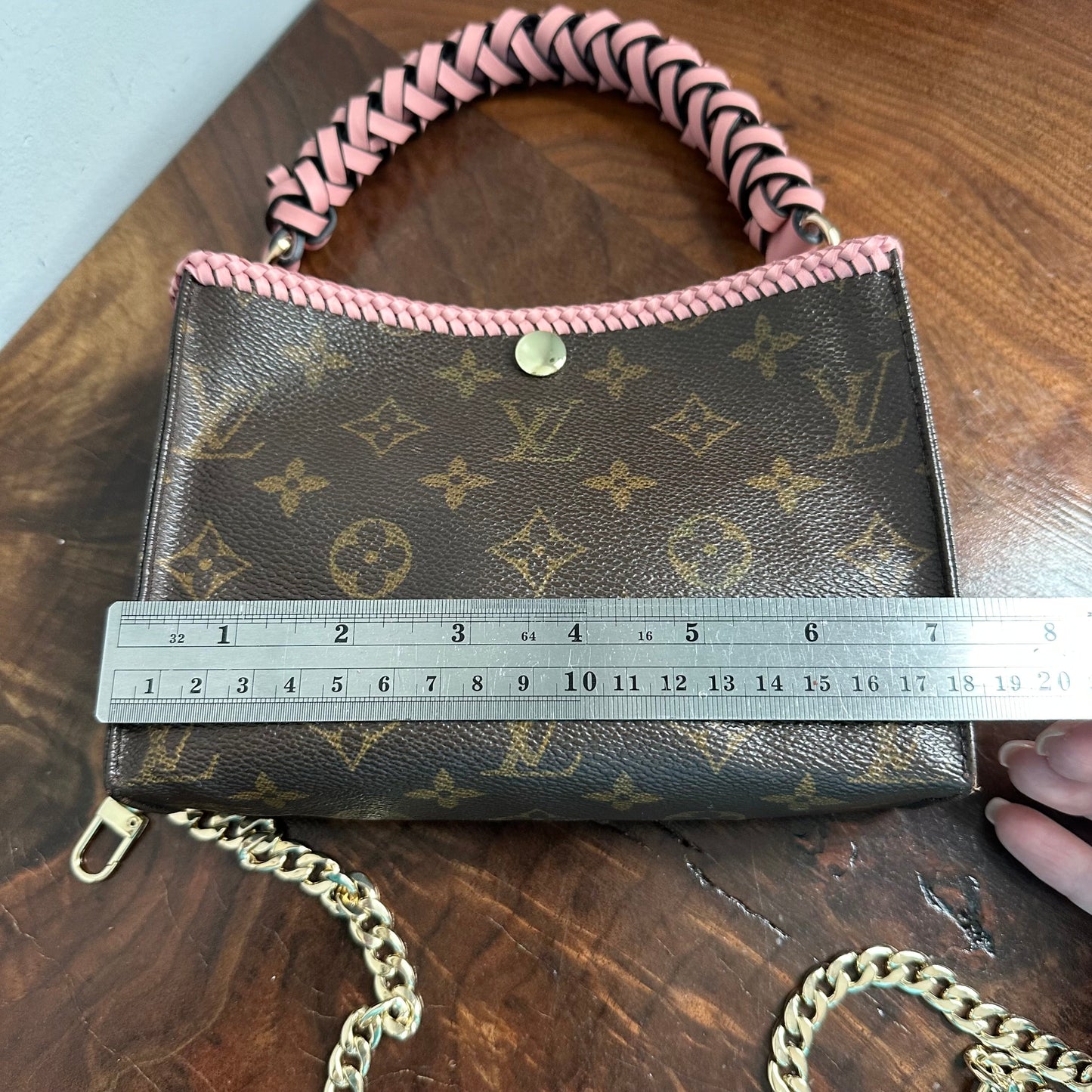 The Cygnet Crossbody Handbag -Orvis bags LV Monogram in Blush Pink